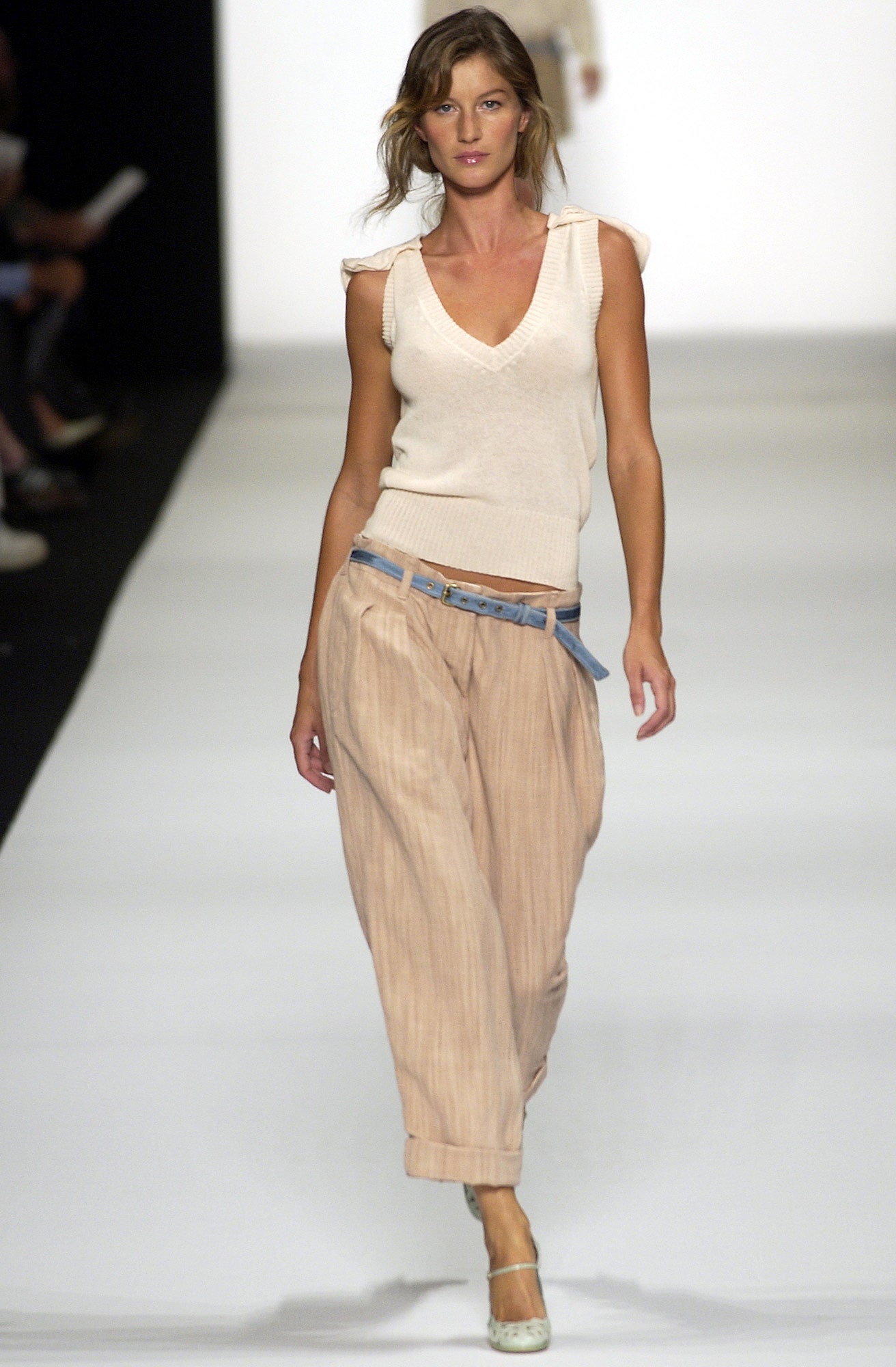 Marc Jacobs S/S 04 Look 1