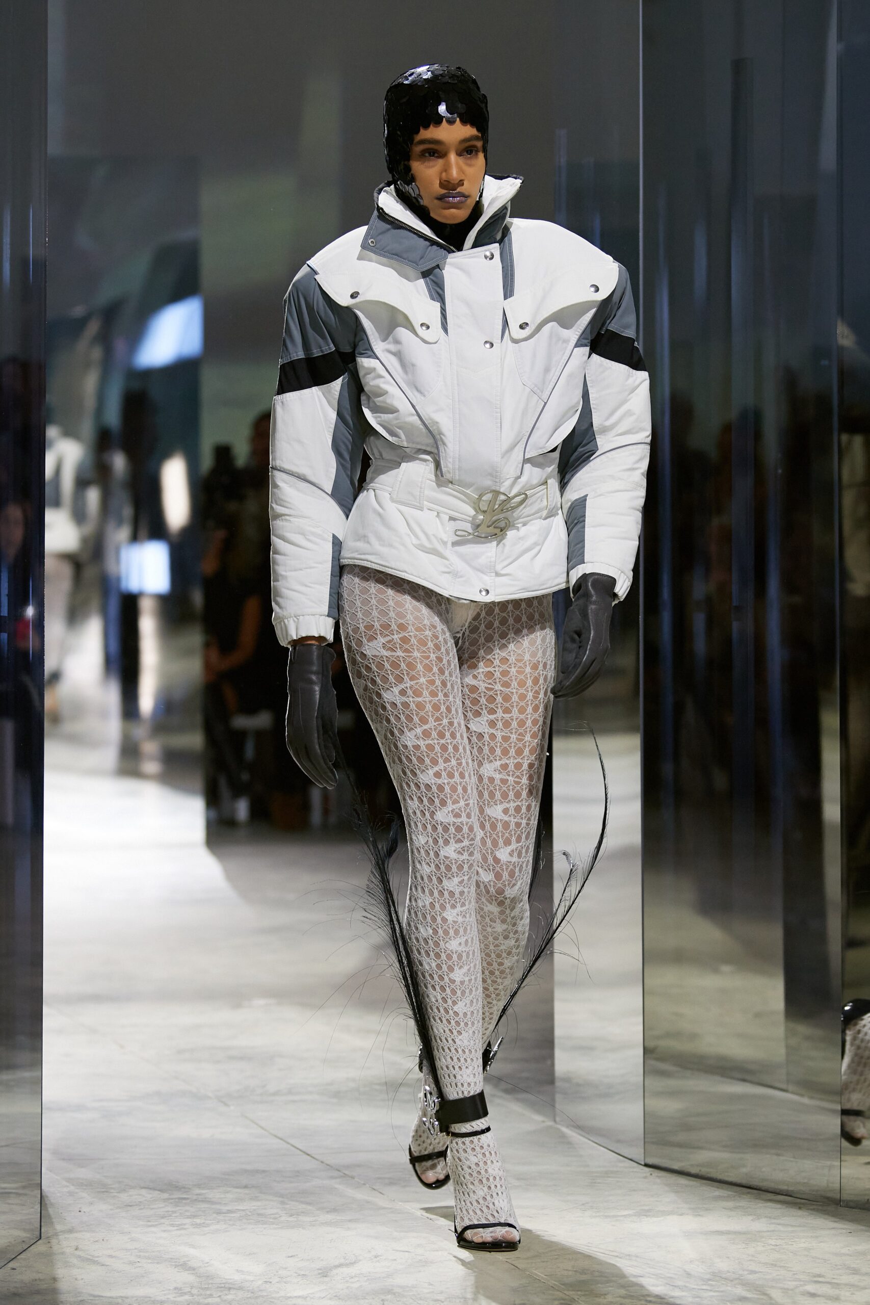 Luar F/W 23 Look 11