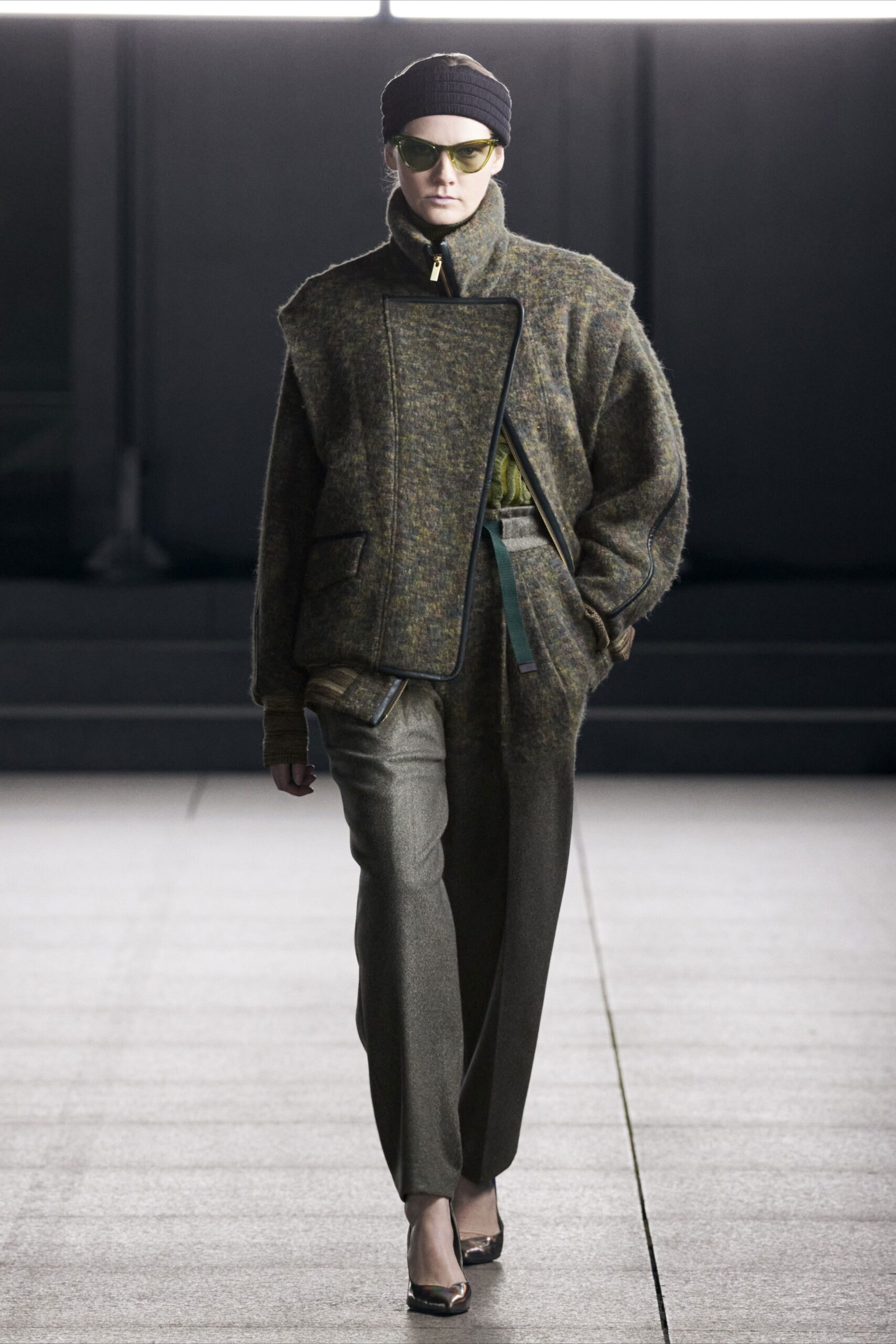 Mame Kurogouchi F/W 22 Look 11