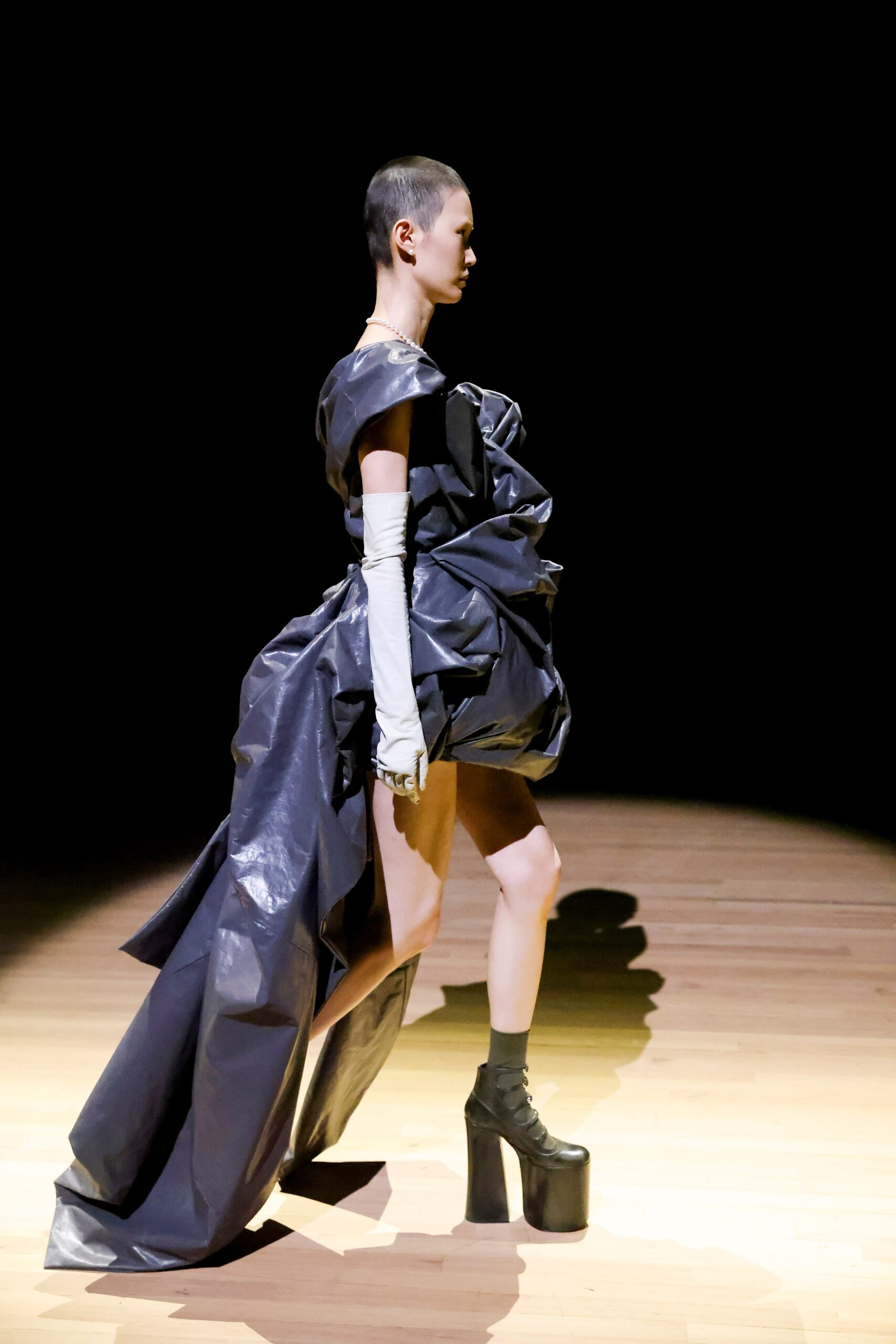 Marc Jacobs S/S 23 Look 11