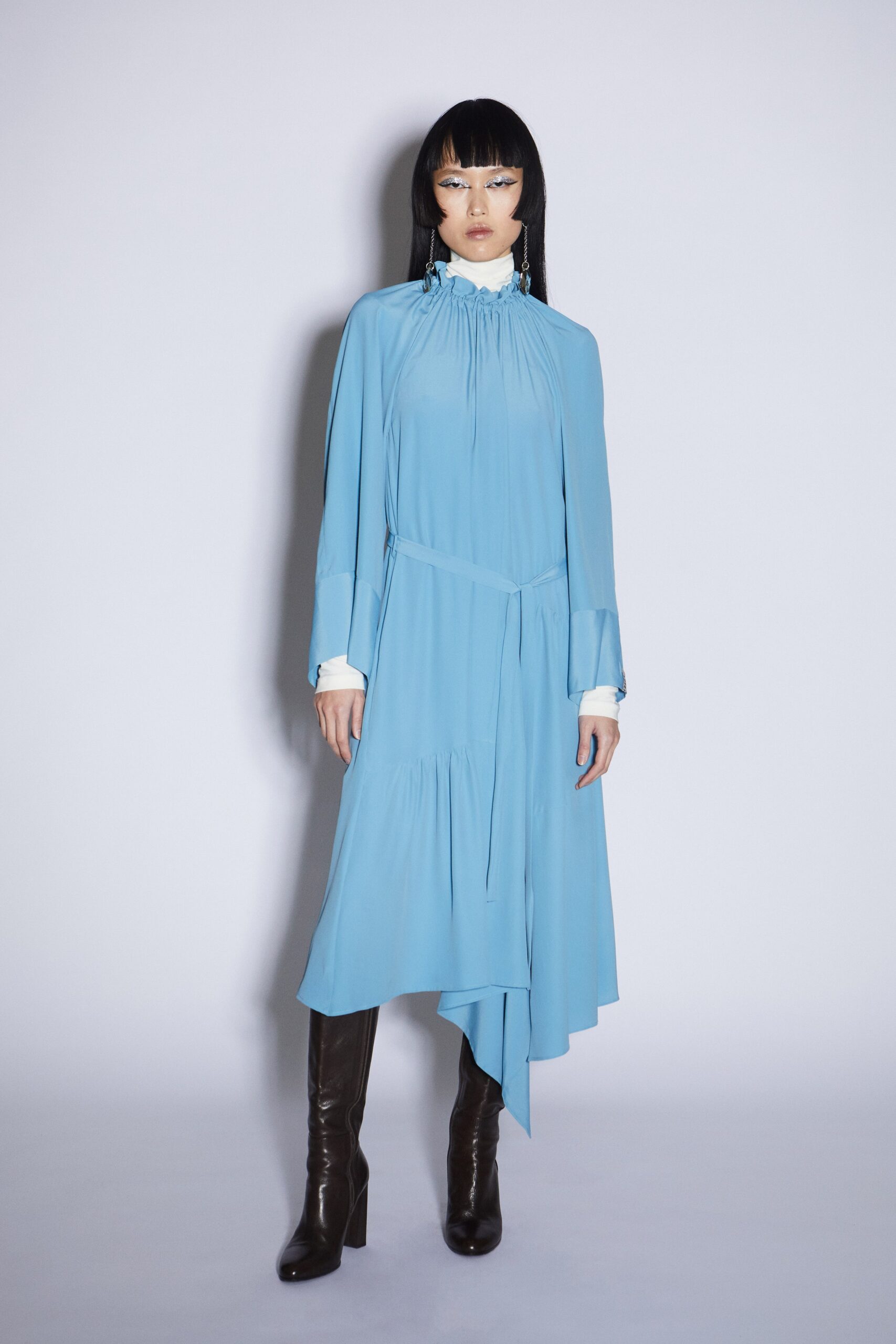 Lutz Huelle F/W 22 Look 11