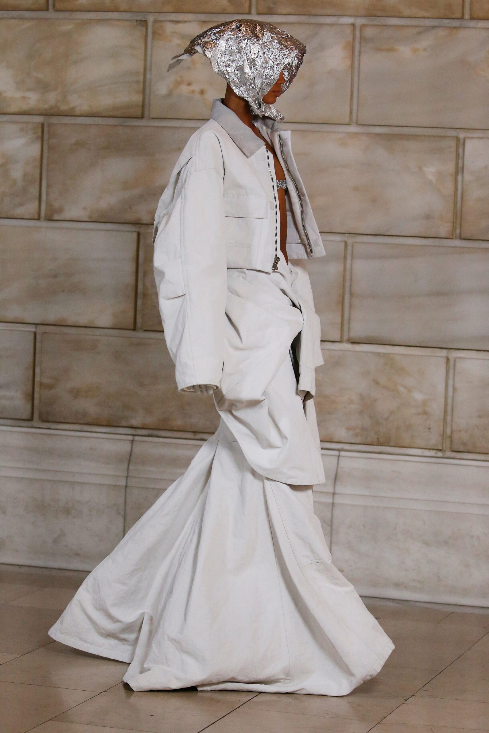 Marc Jacobs F/W 22 Look 12