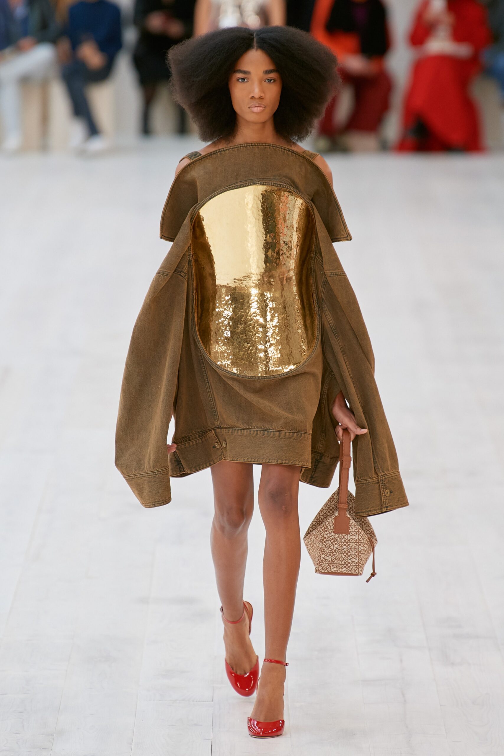 Loewe S/S 22 Look 13