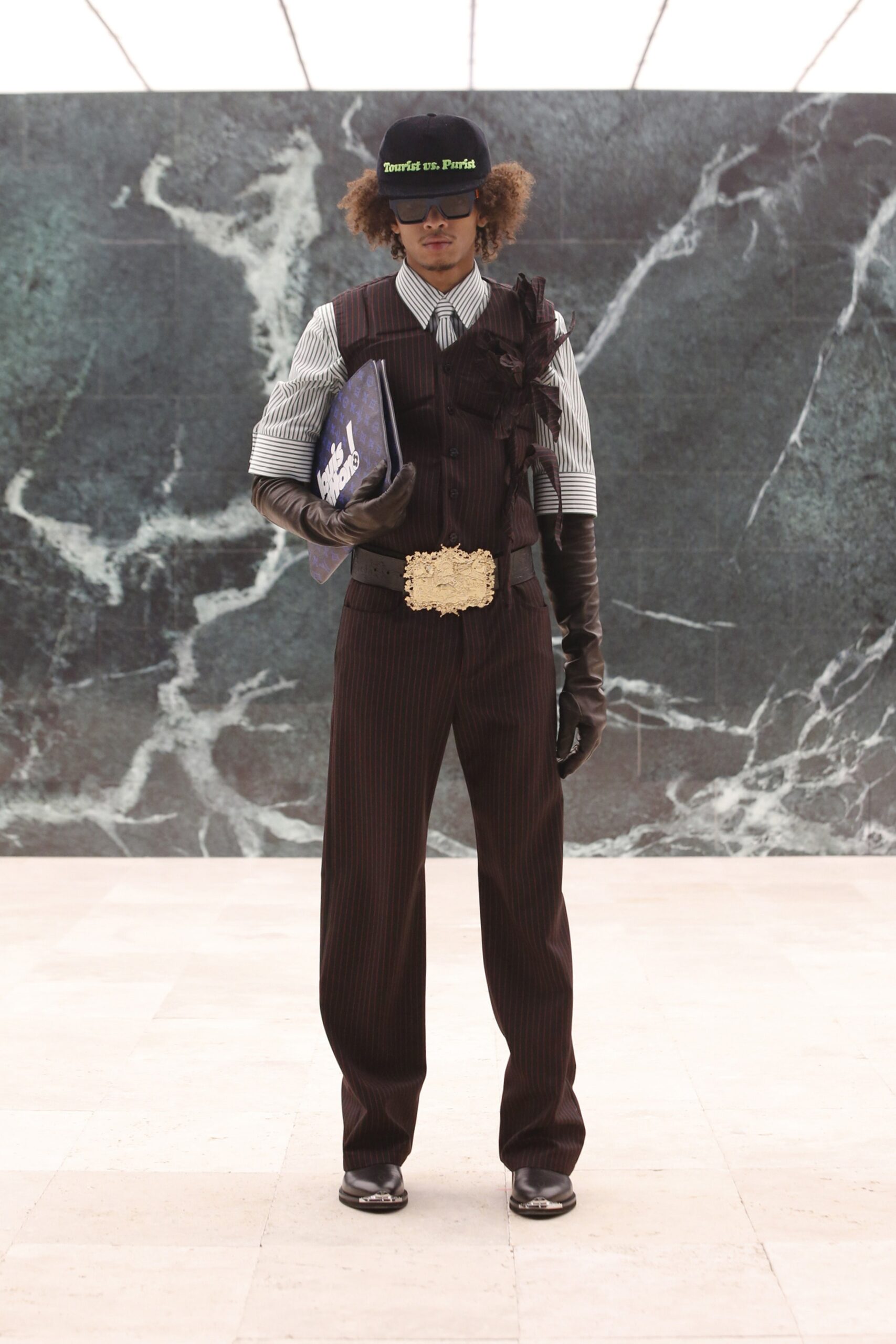 Louis Vuitton F/W 21 Menswear Look 13