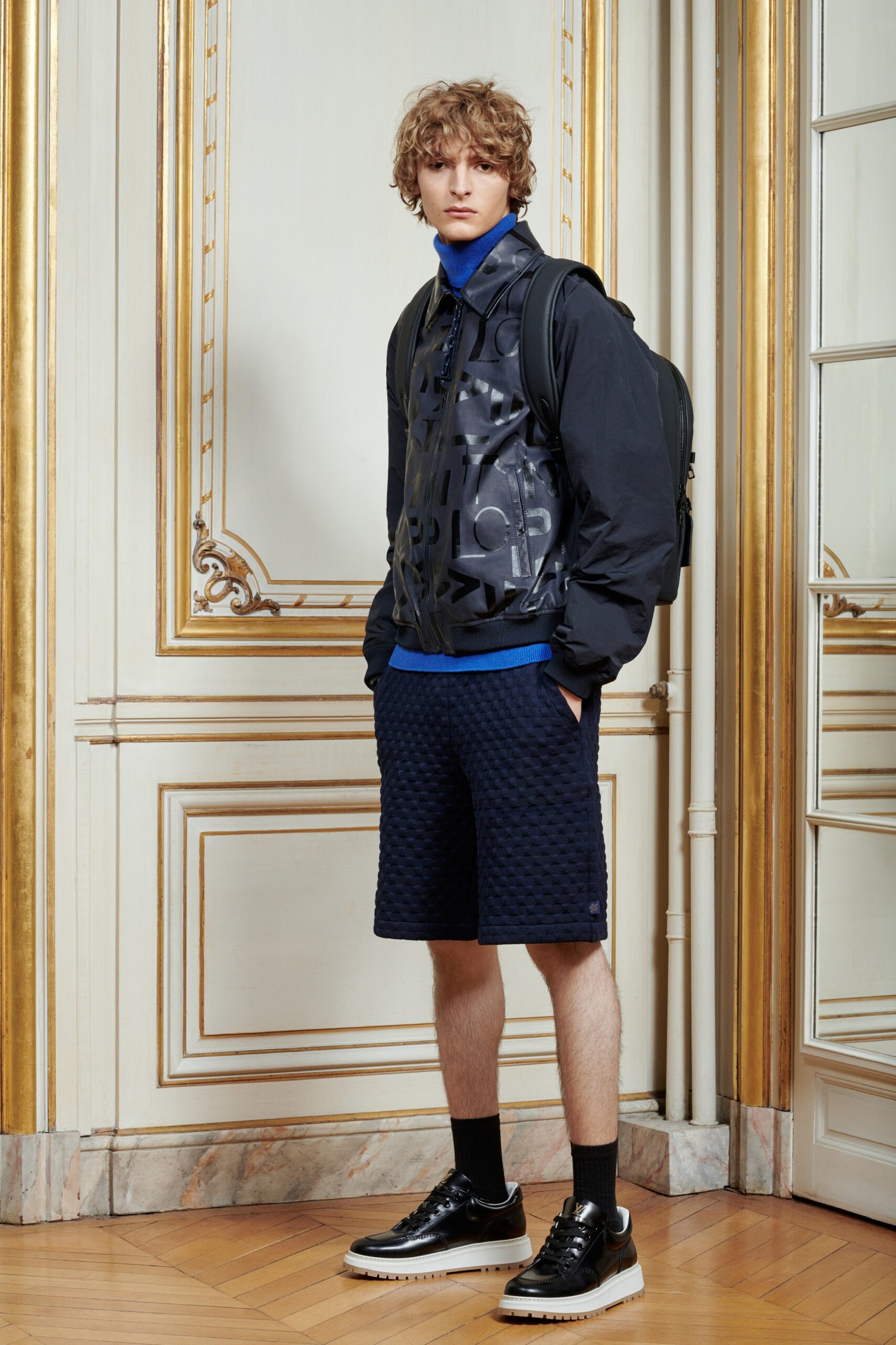 Louis Vuitton F/W 20 Look 11
