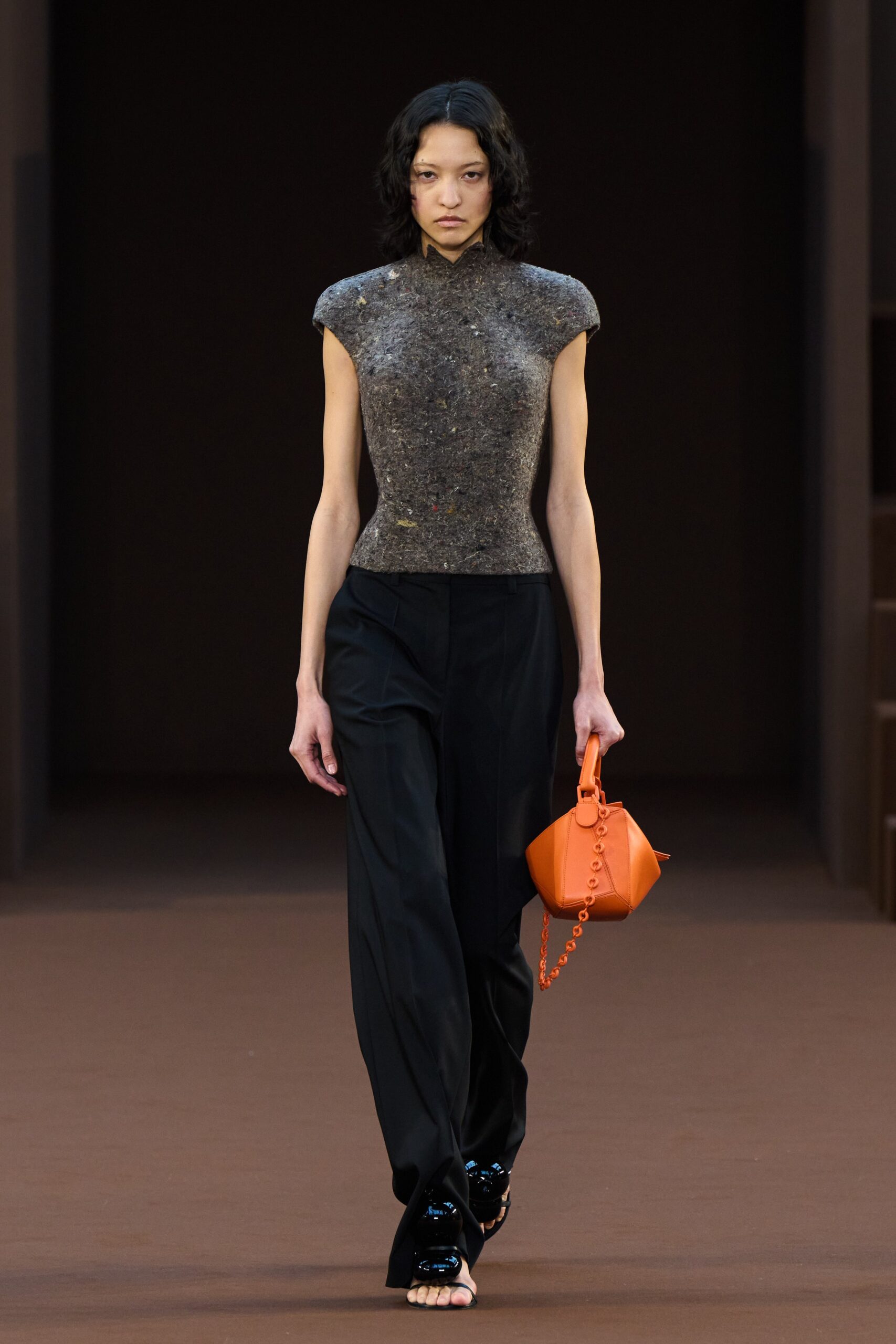 Loewe F/W 22 Look 13