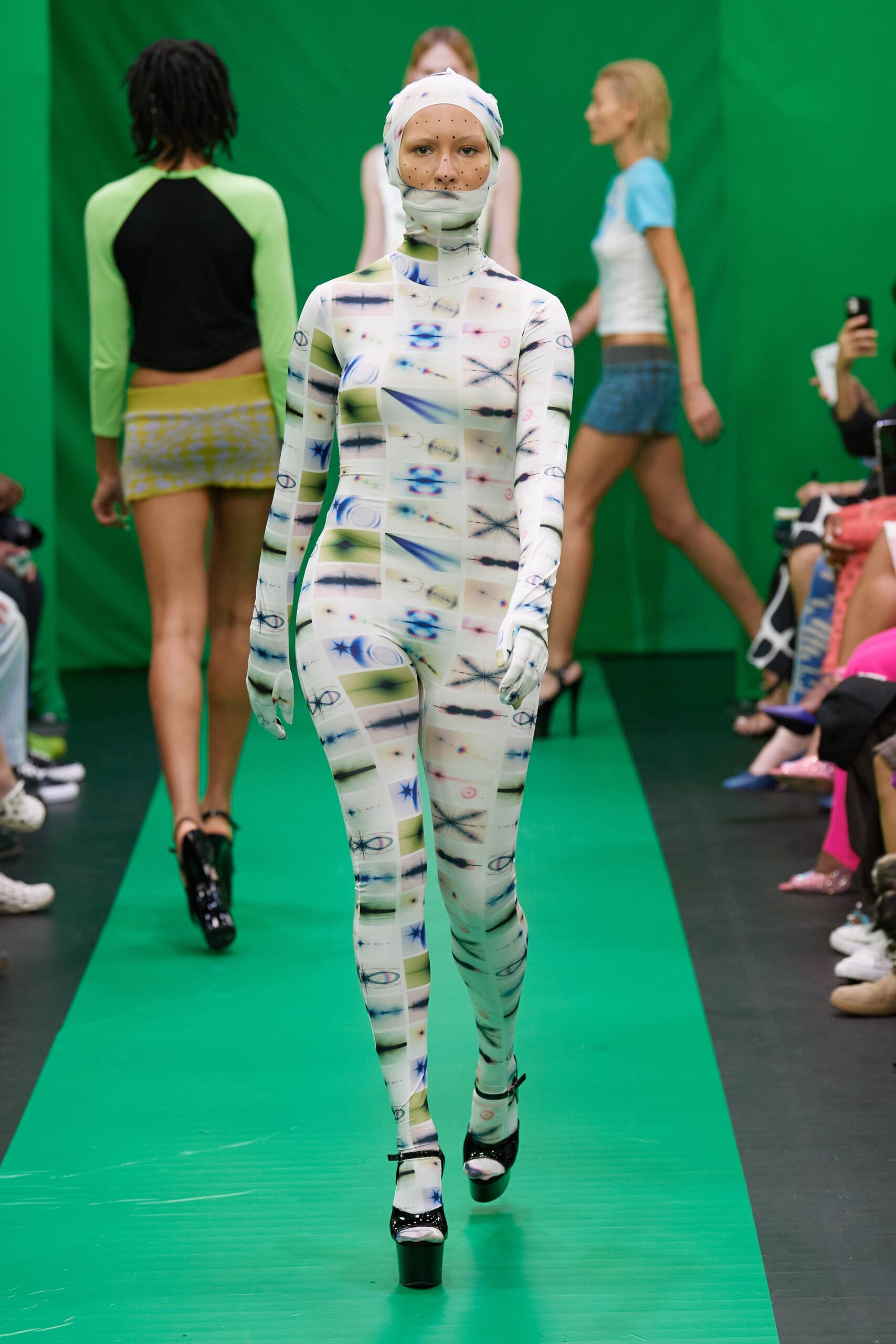 Maisie Wilen S/S 23 Look 13