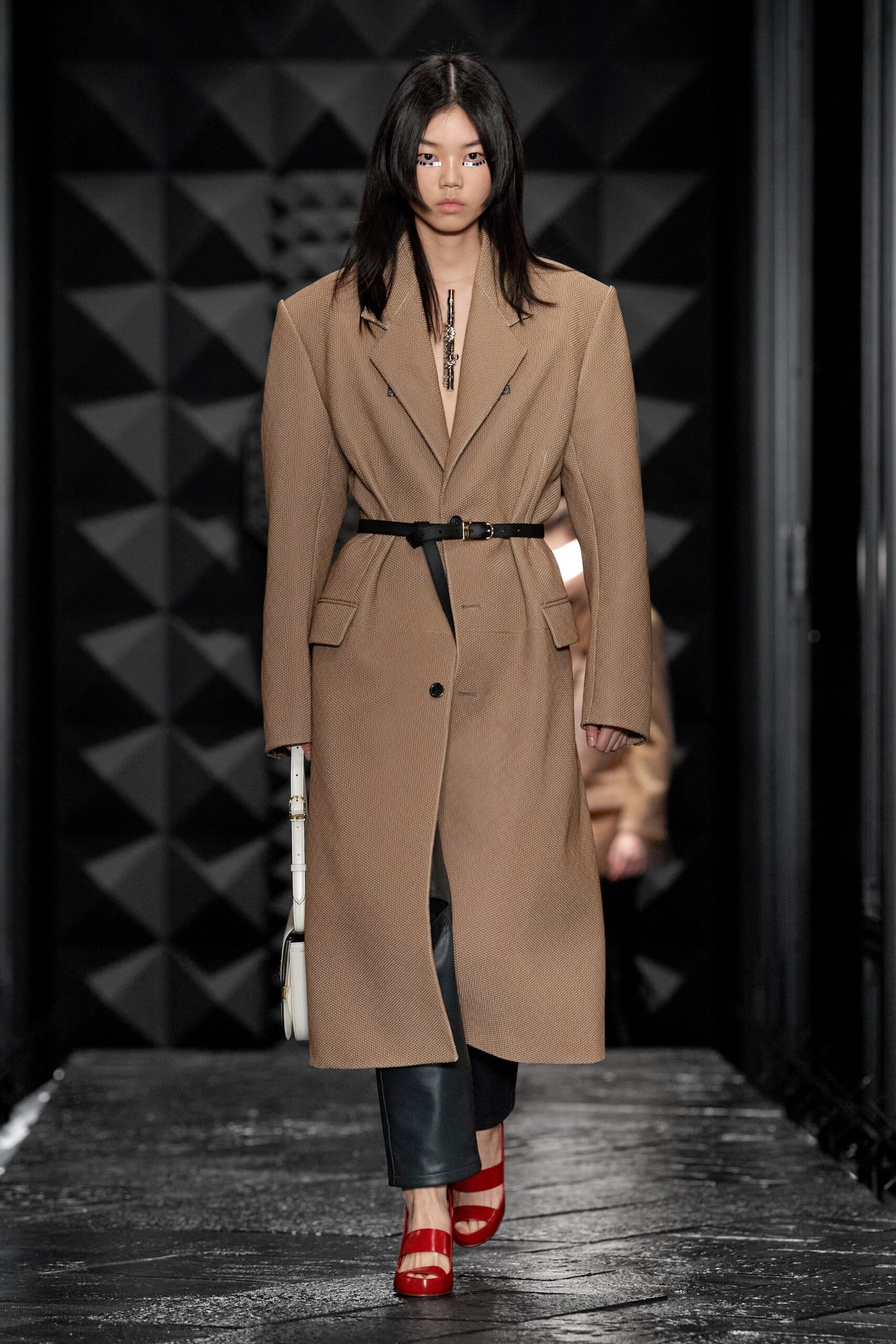 Louis Vuitton F/W 23 Look 14