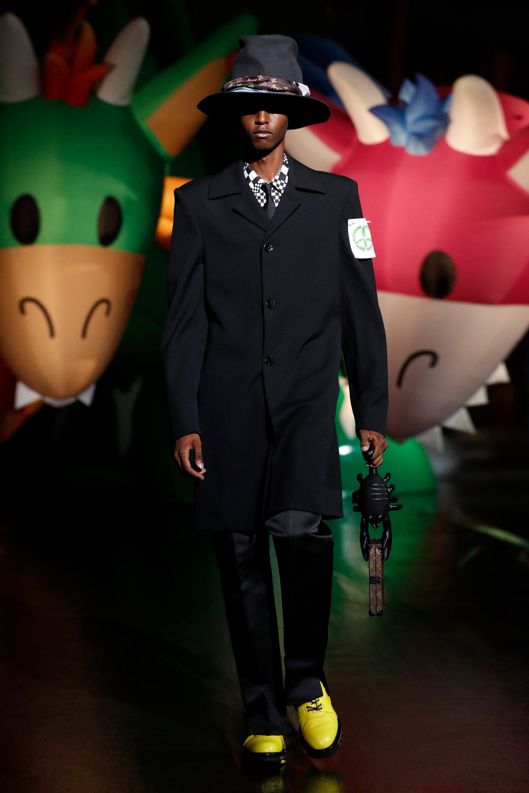 Louis Vuitton S/S 21 Menswear Look 15