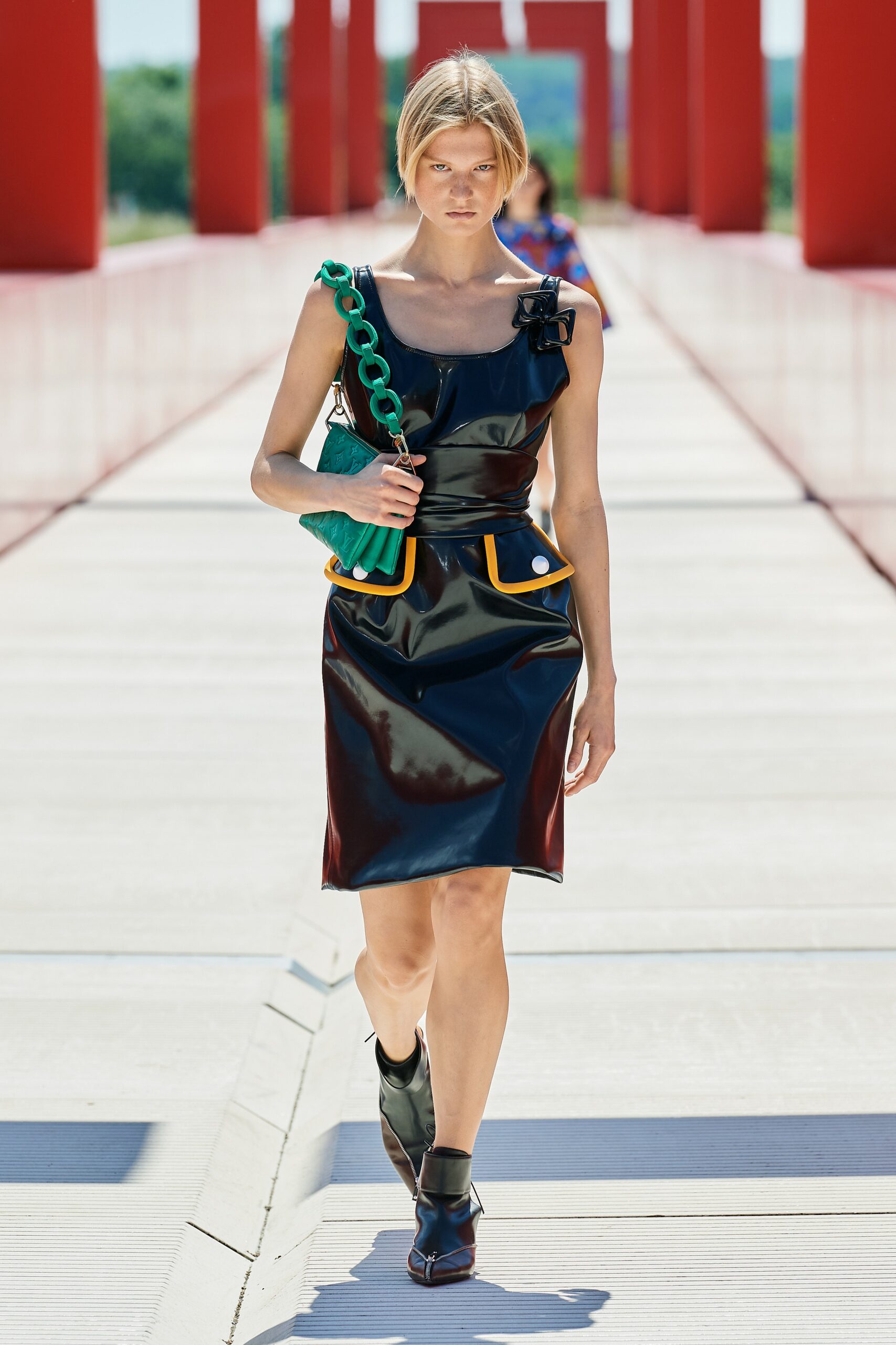 Louis Vuitton Resort 22 Look 15