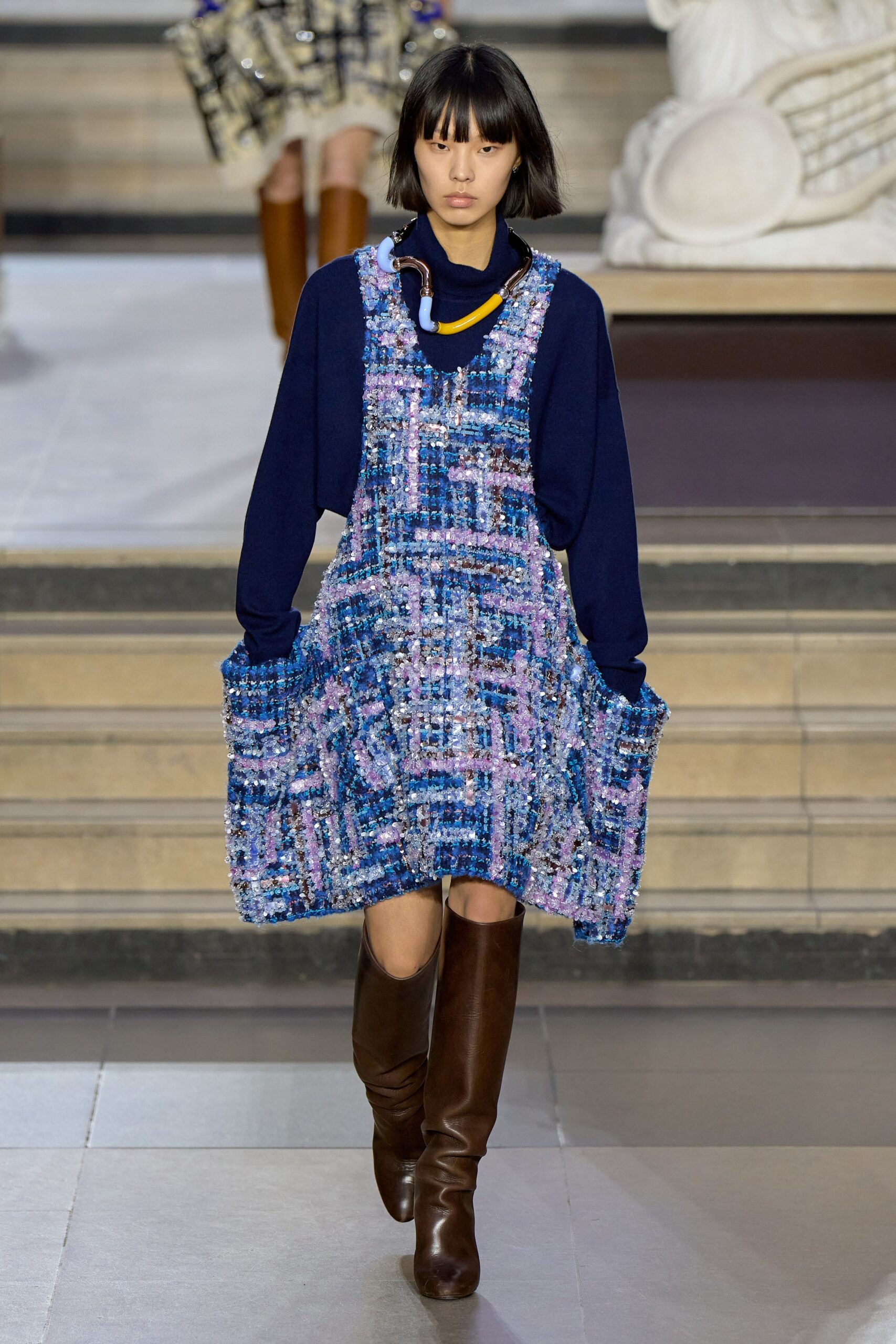 Louis Vuitton F/W 22 Look 16