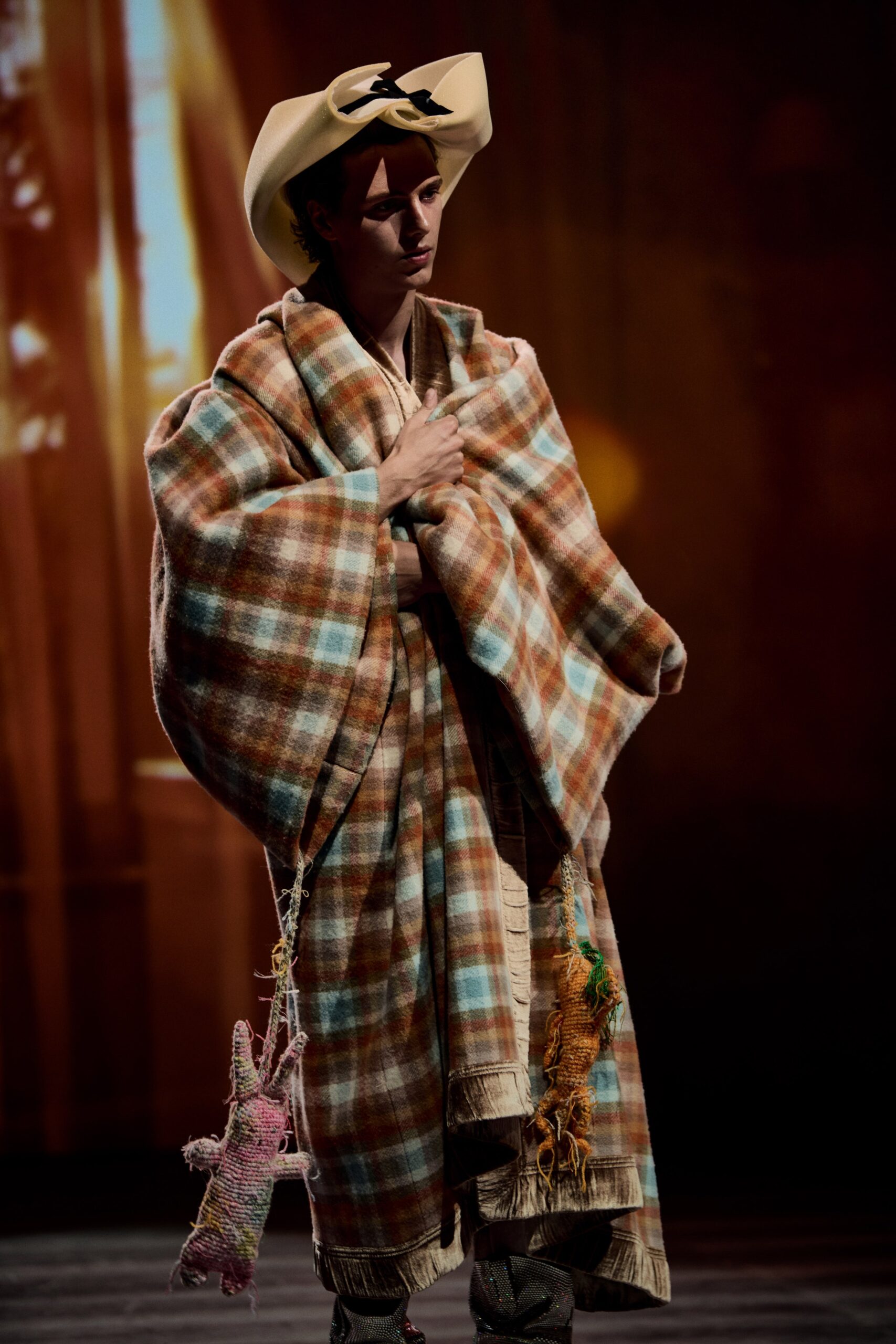 Maison Margiela F/W 22 Couture Look 15