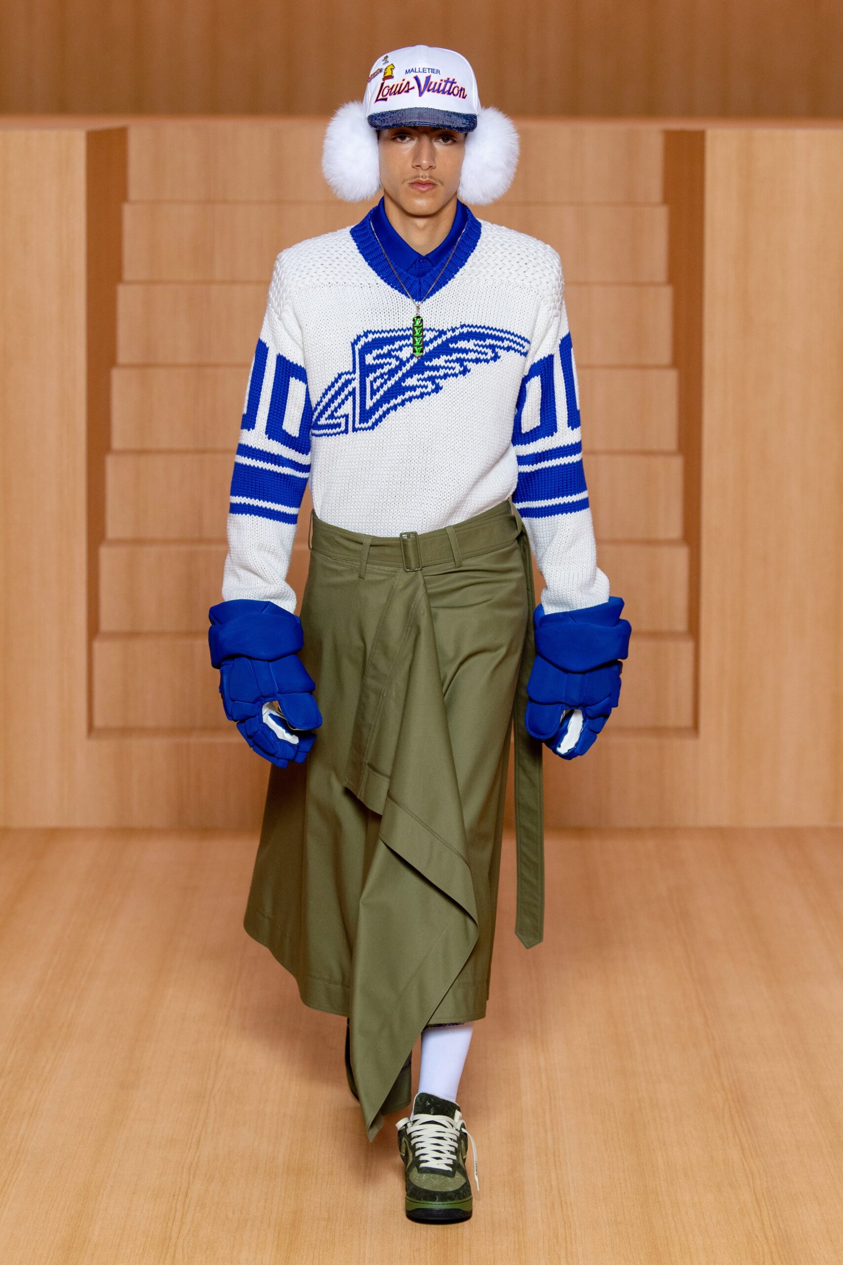 Louis Vuitton S/S 22 Menswear Look 16