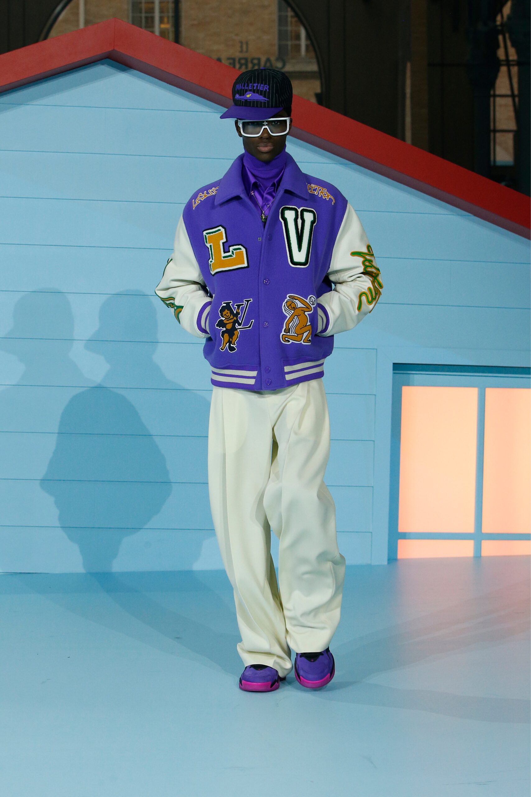 Louis Vuitton F/W 22 Menswear Look 16