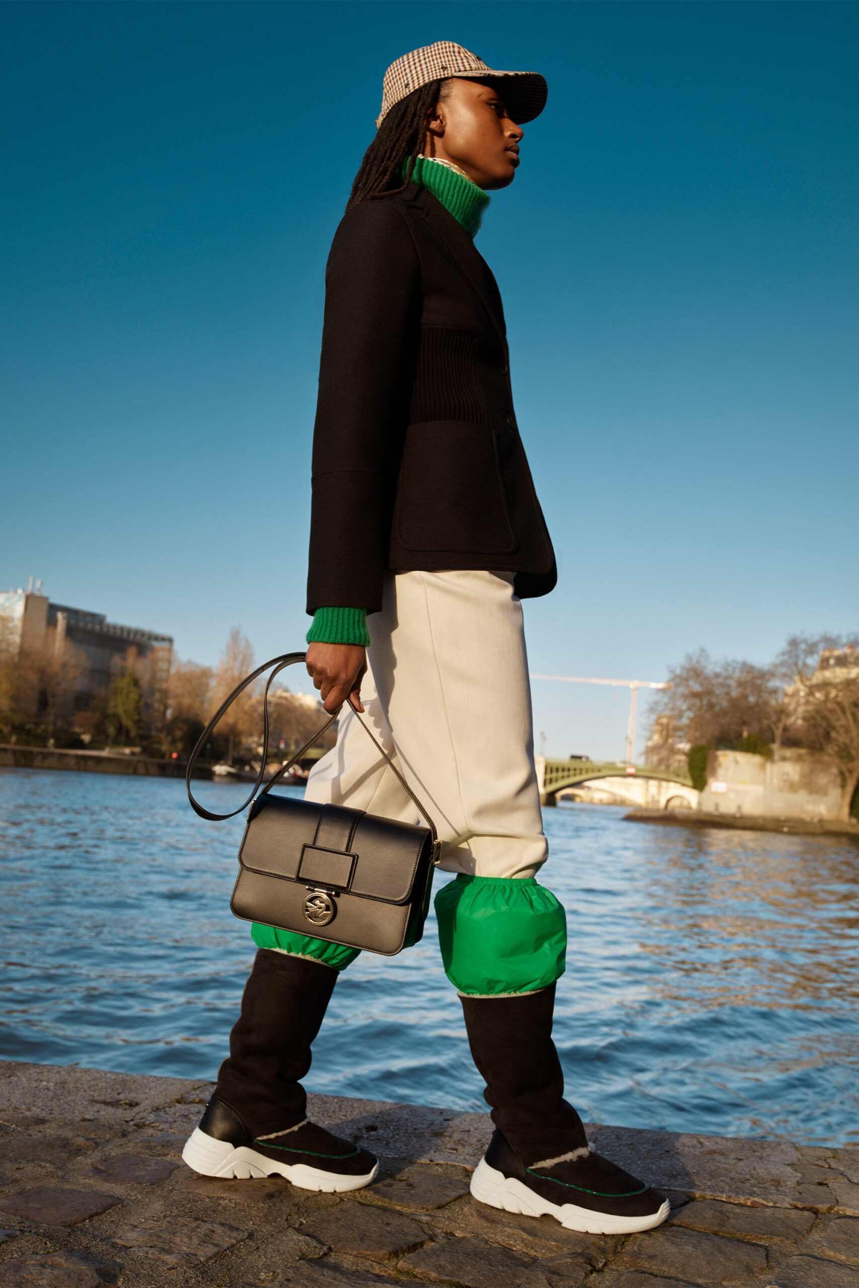 Longchamp F/W 22 Look 16