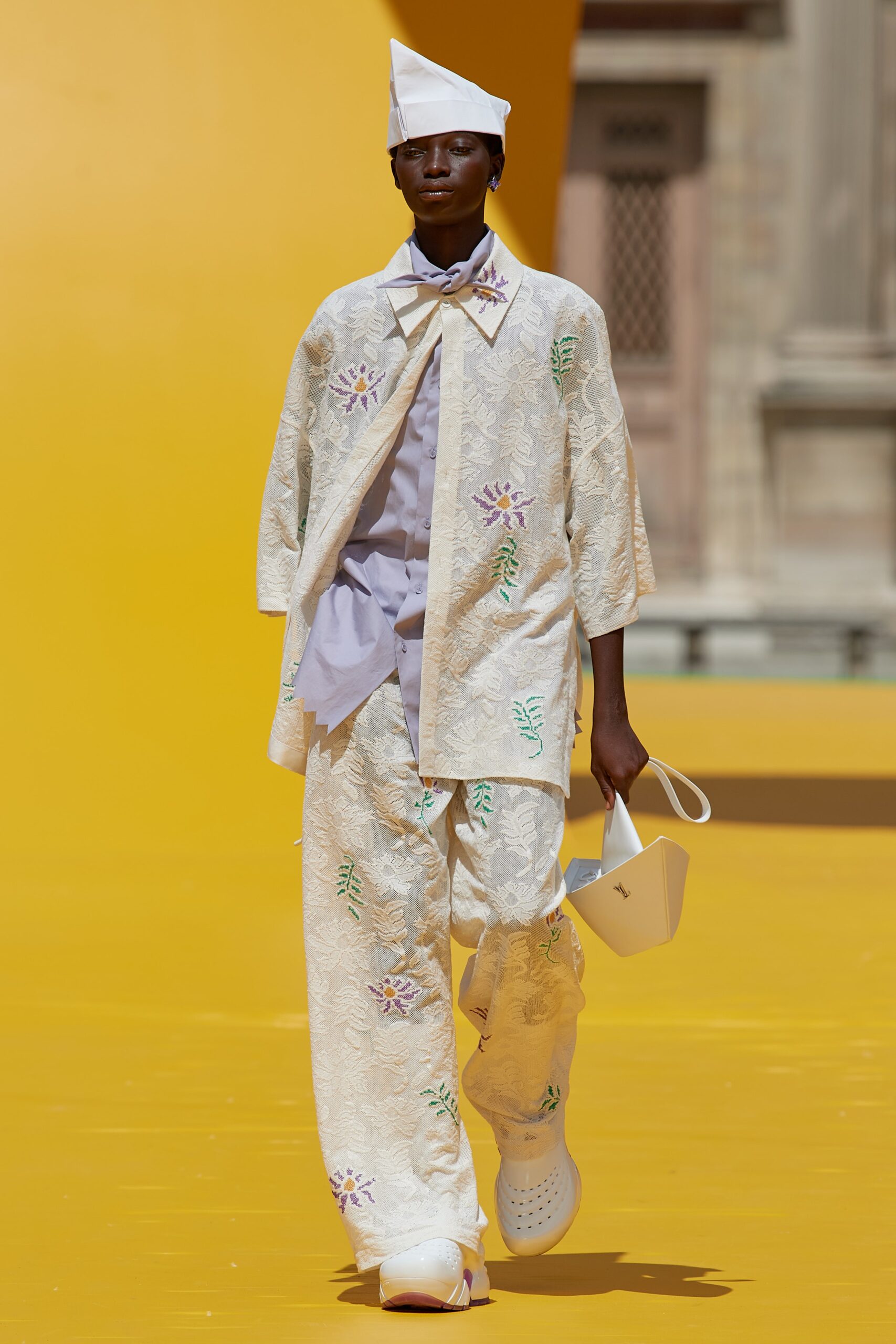 Louis Vuitton S/S 23 Menswear Look 11