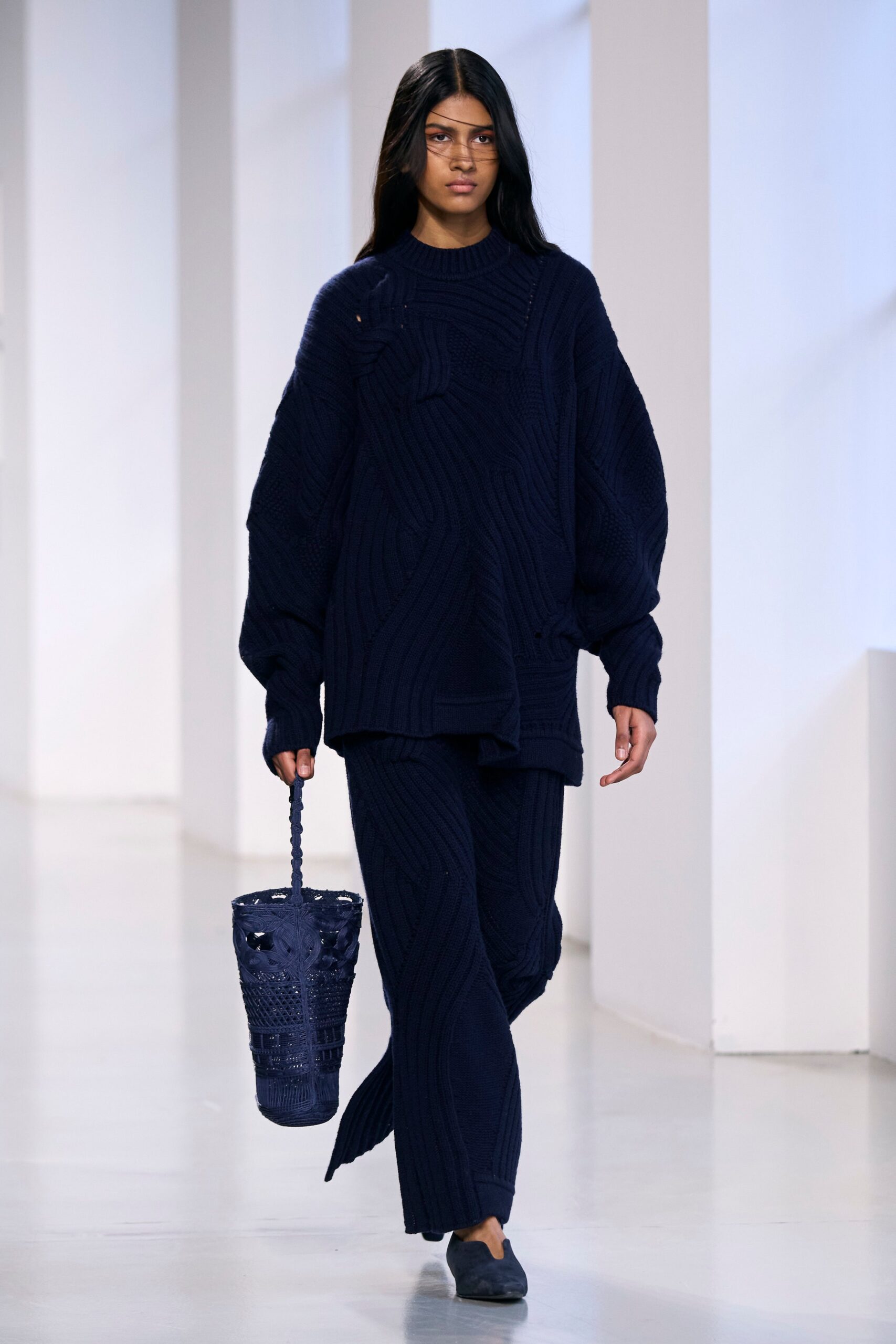 Mame Kurogouchi F/W 23 Look 16