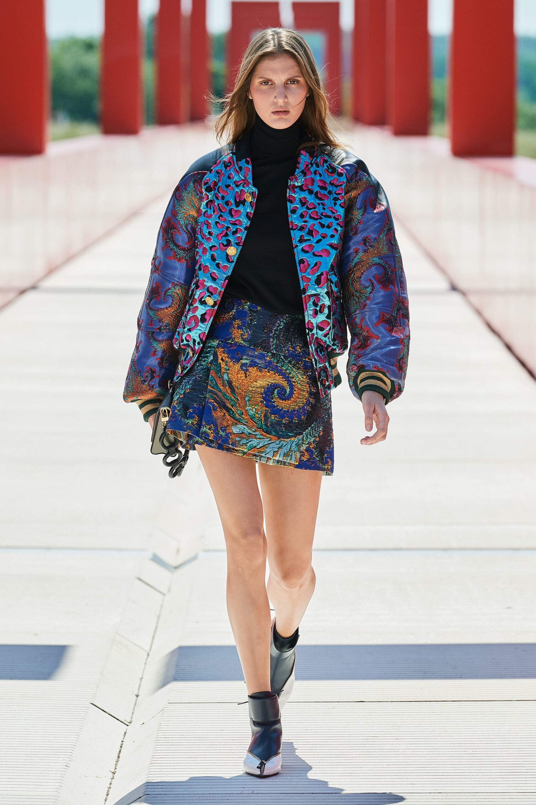 Louis Vuitton Resort 22 Look 17
