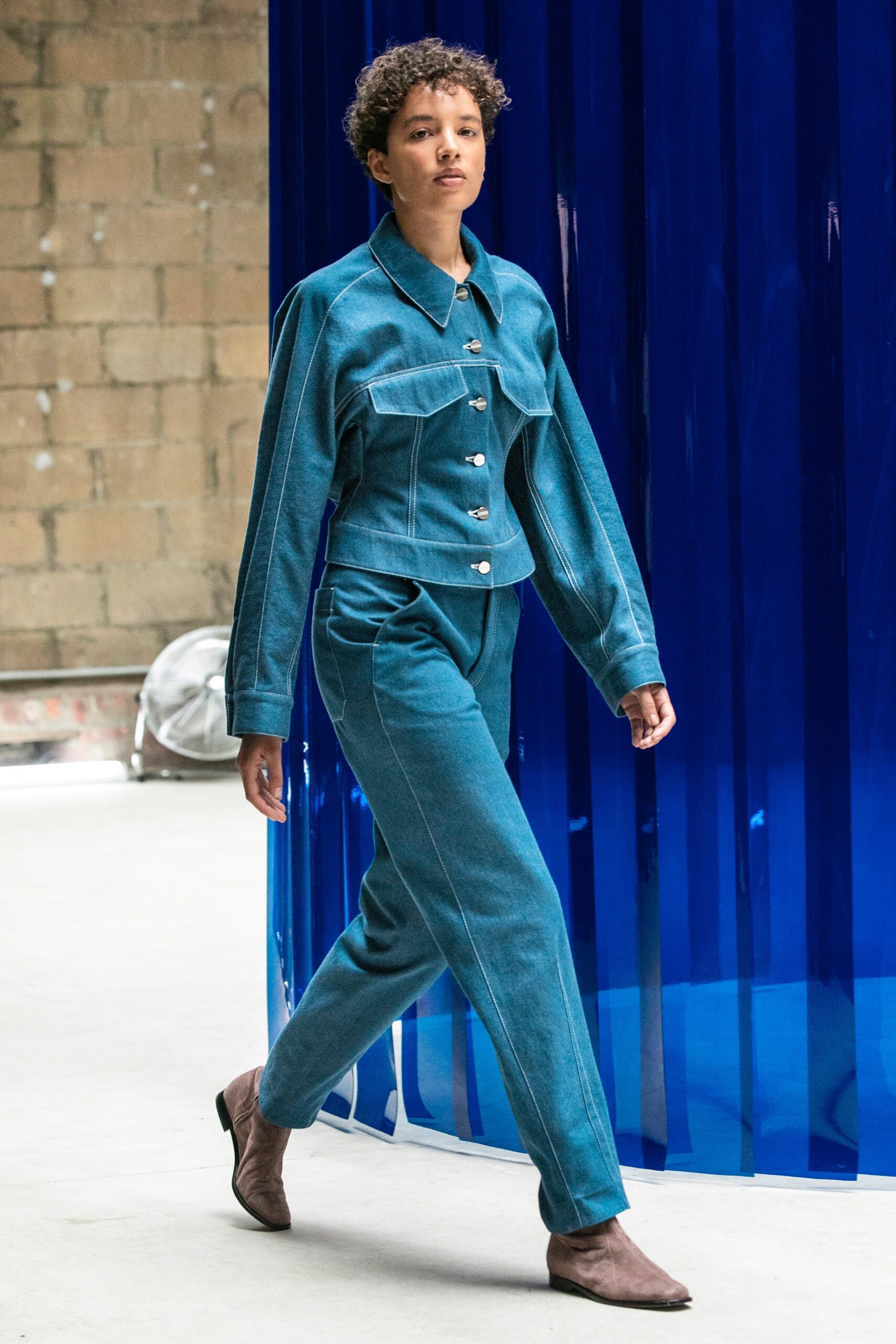 Lorod Resort 19 Look 17
