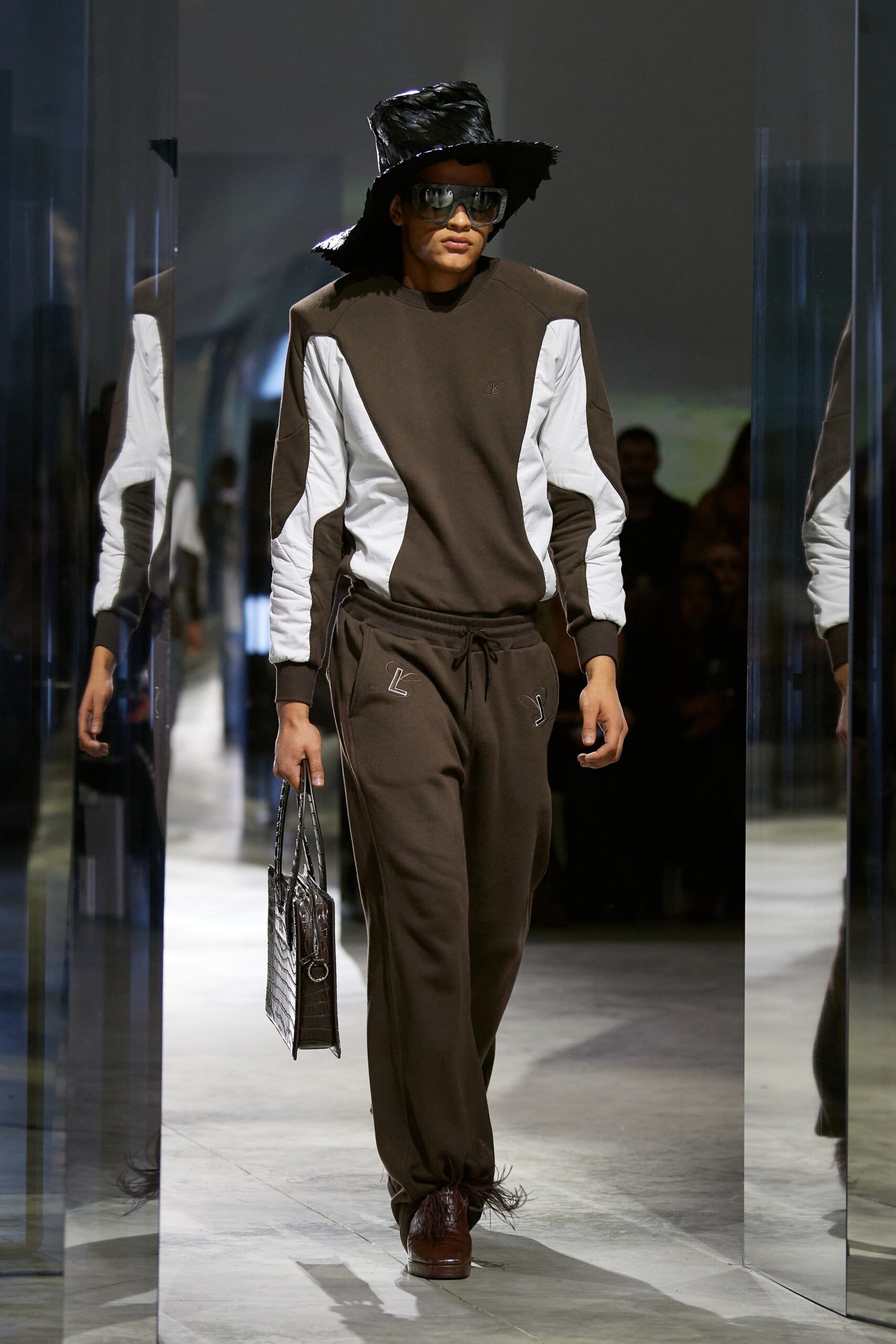 Luar F/W 23 Look 17
