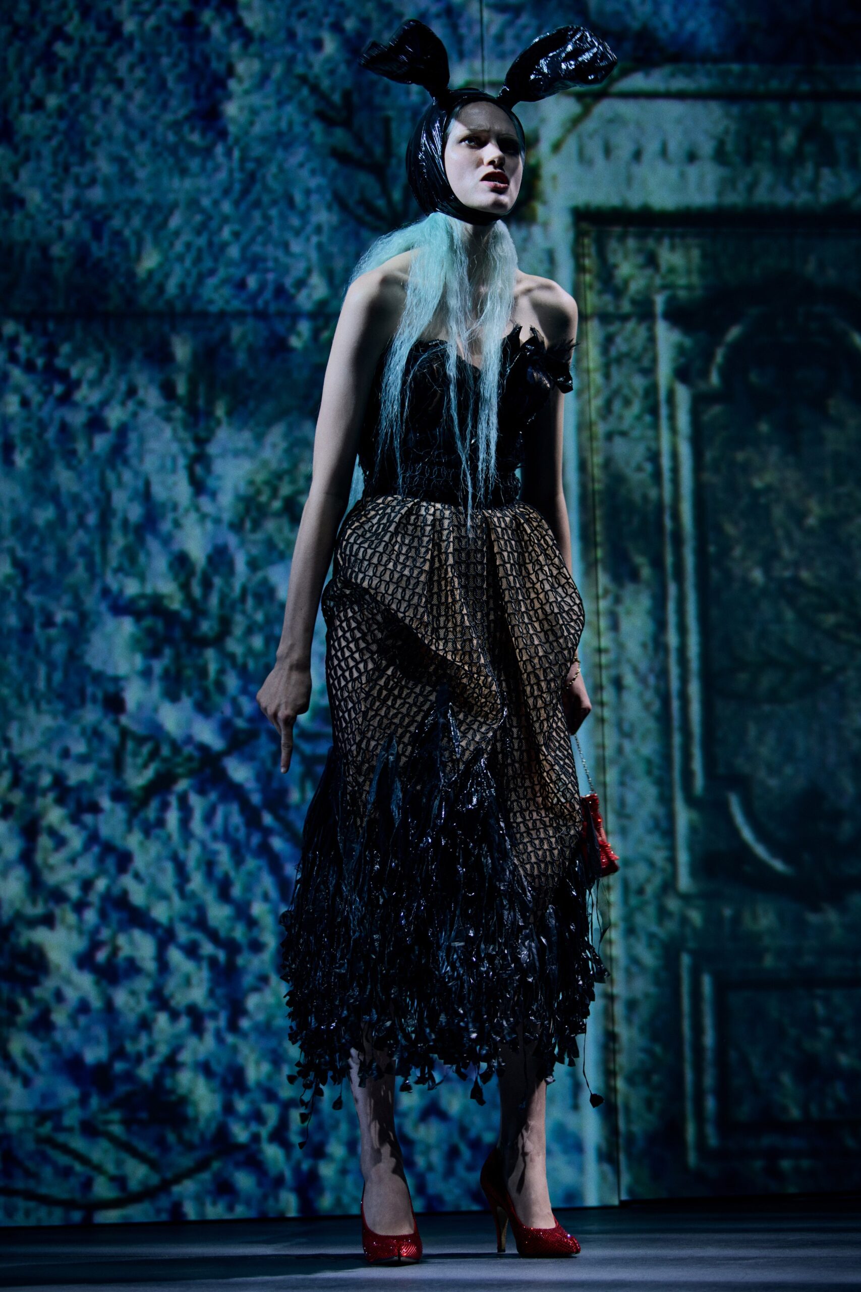 Maison Margiela F/W 22 Couture Look 17