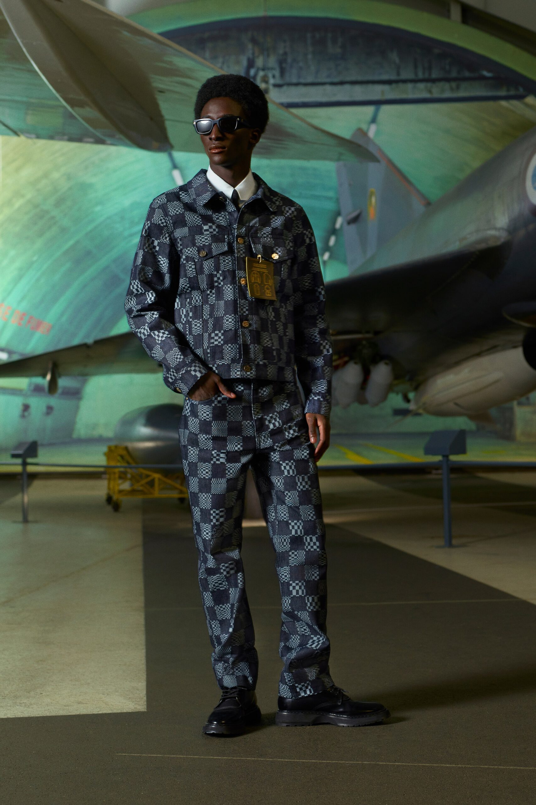 Louis Vuitton F/W 21 Look 18