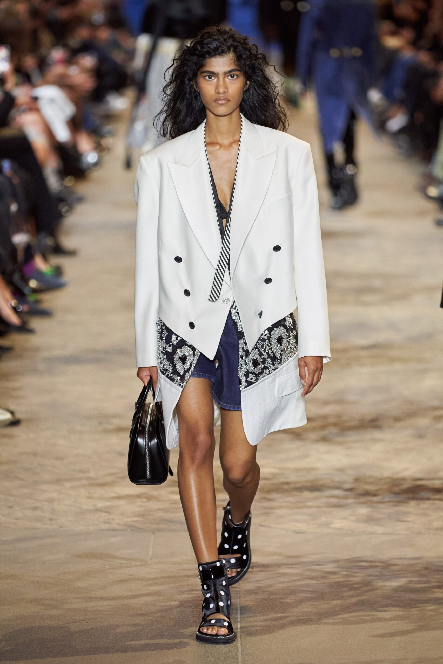 Louis Vuitton S/S 22 Look 18