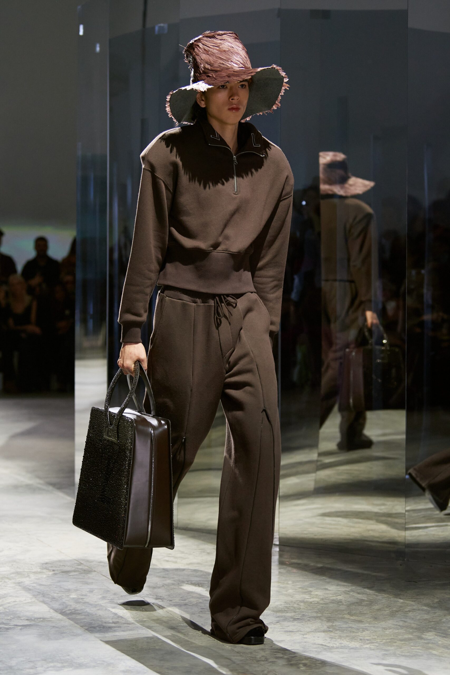 Luar F/W 23 Look 18