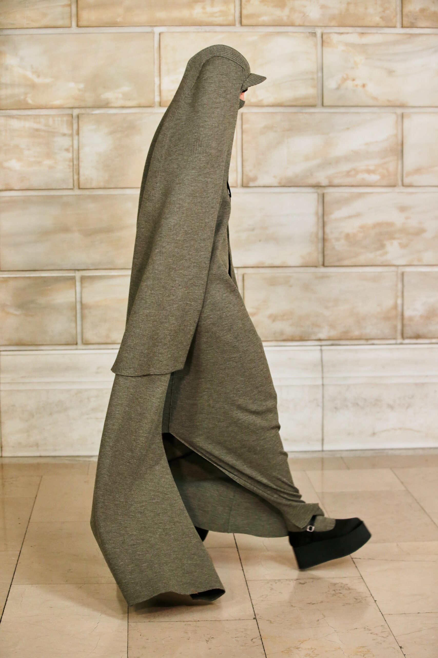 Marc Jacobs F/W 21 Look 19