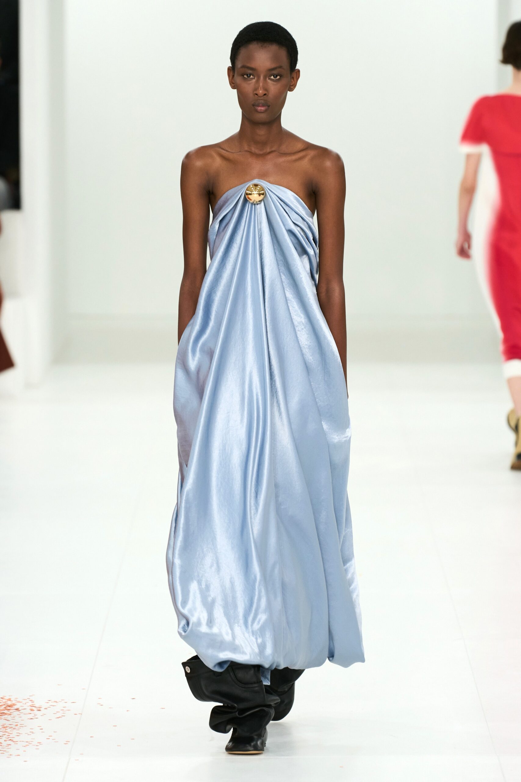 Loewe F/W 23 Look 19