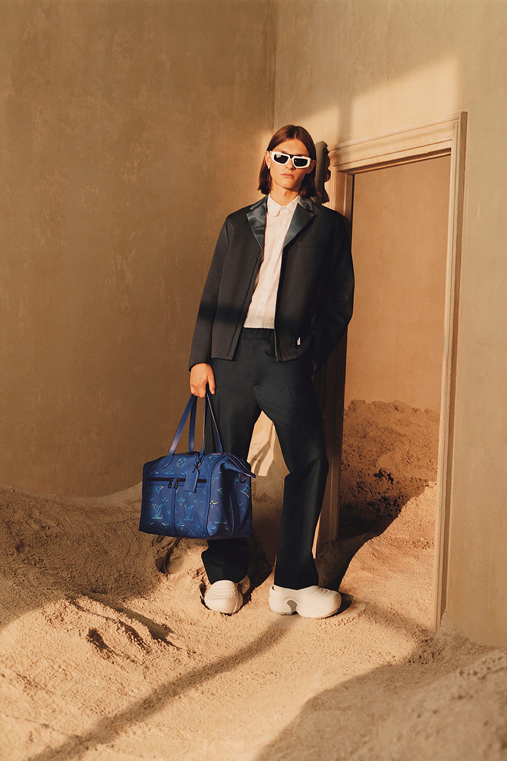 Louis Vuitton F/W 23 Look 19