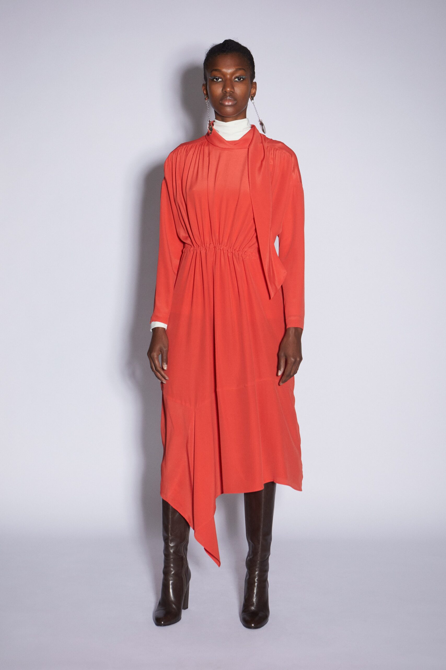 Lutz Huelle F/W 22 Look 18