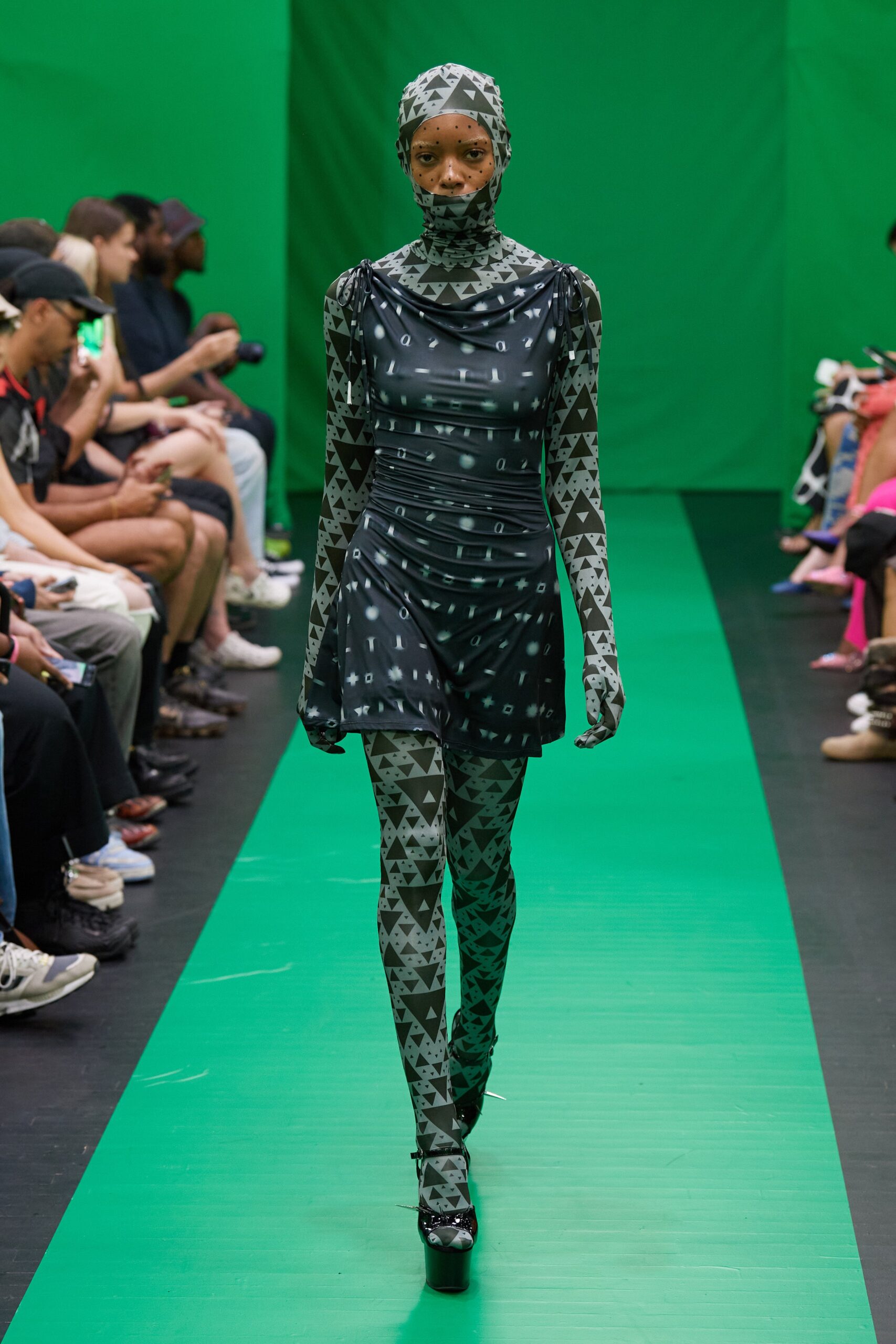 Maisie Wilen S/S 23 Look 19