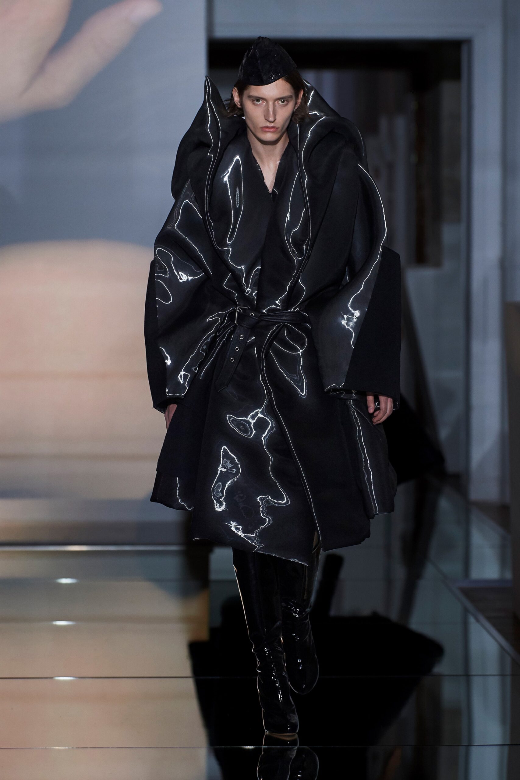Maison Margiela F/W 19 Couture Look 20