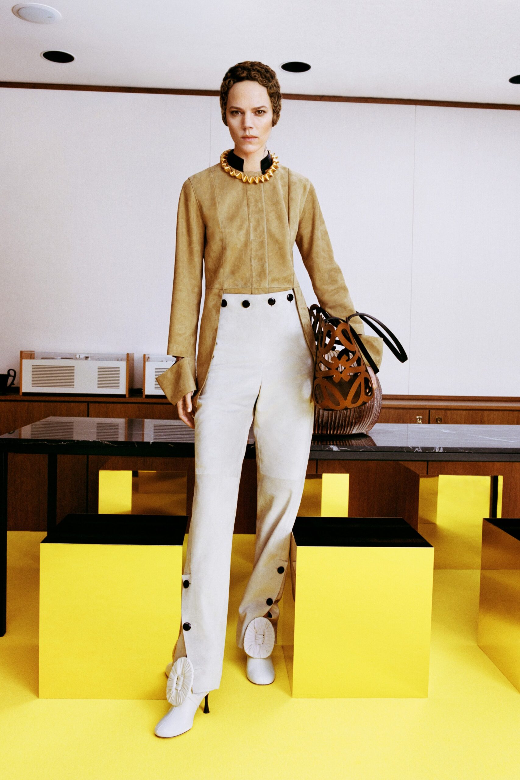 Loewe F/W 21 Look 20