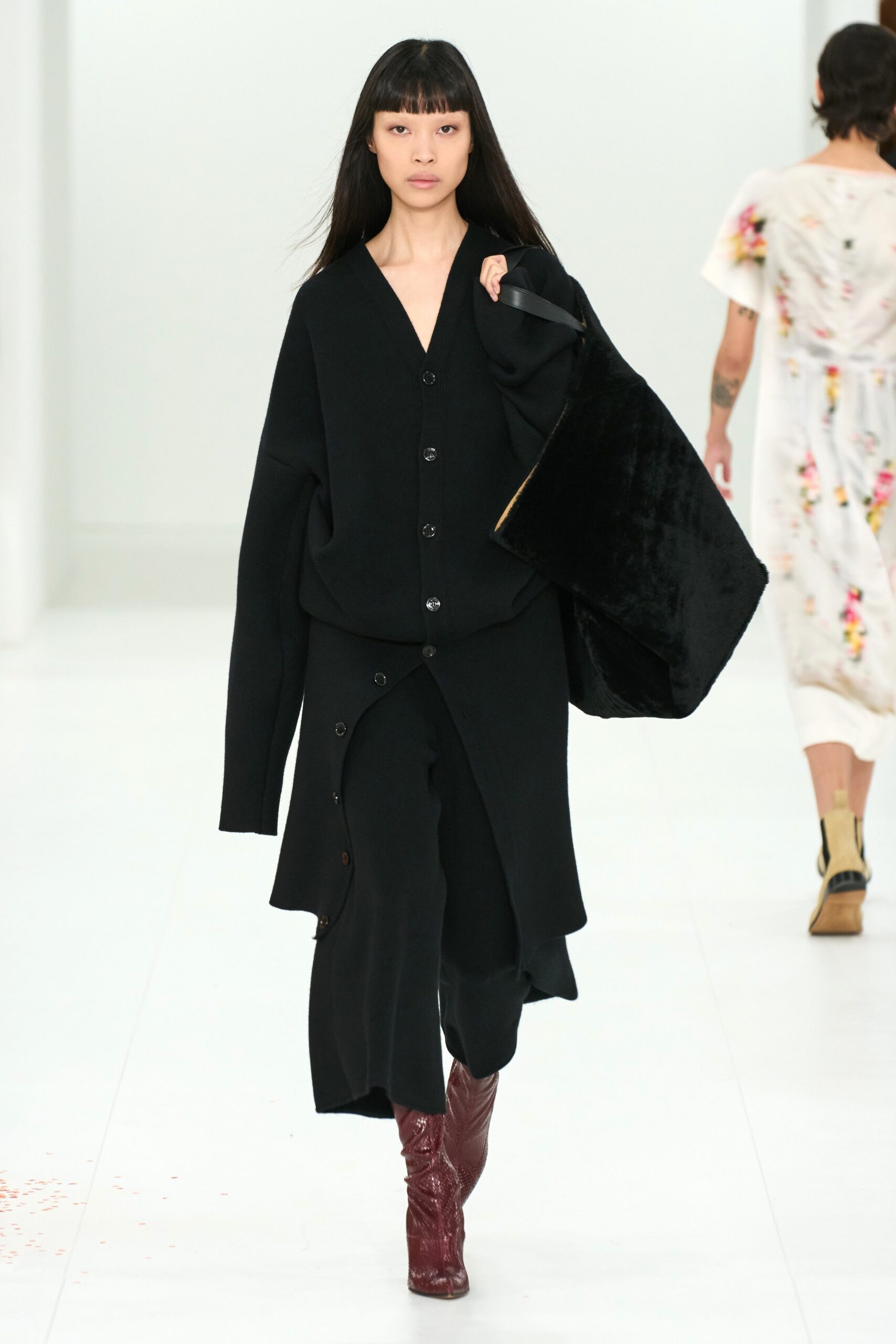 Loewe F/W 23 Look 20