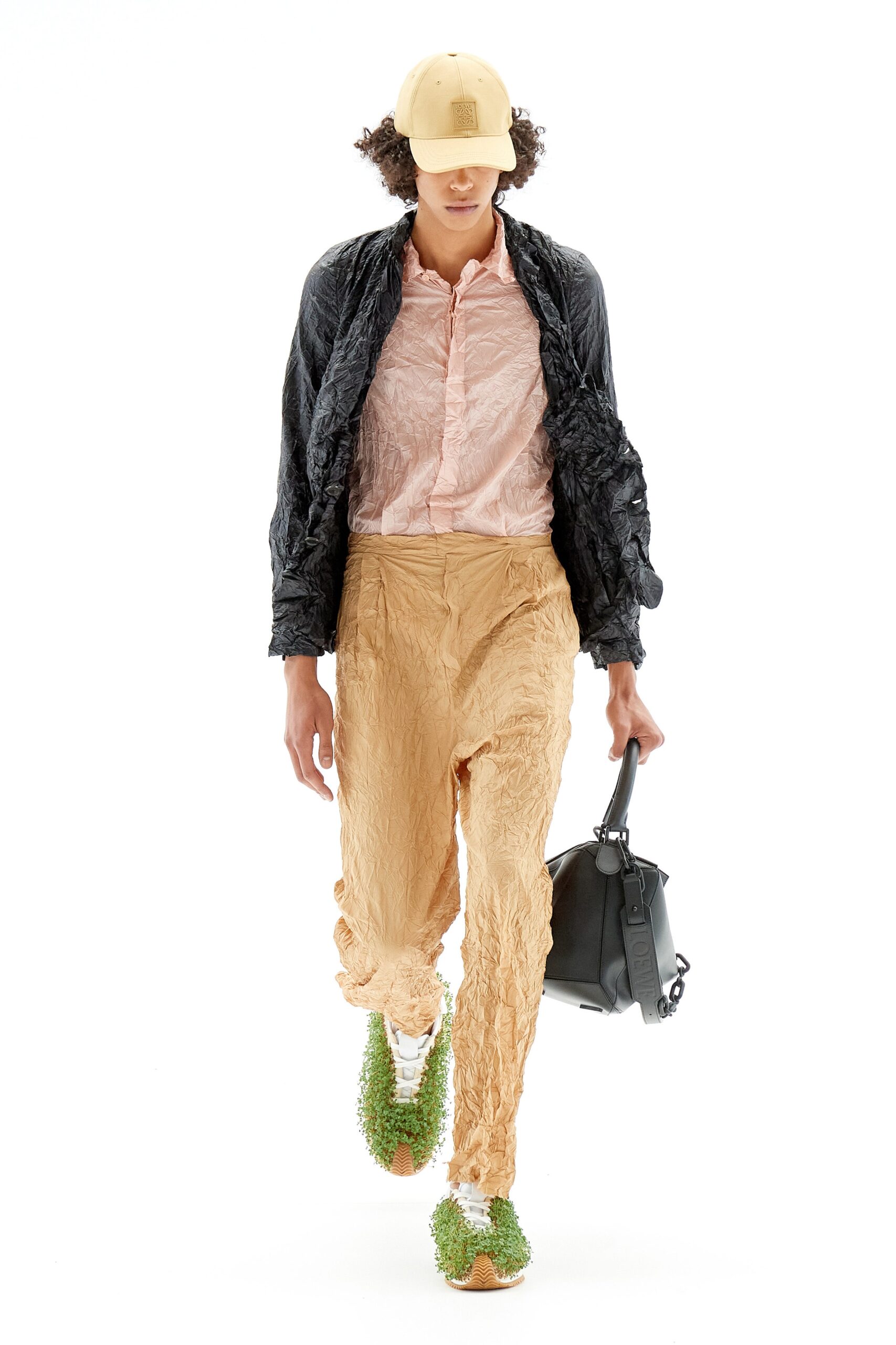 Loewe S/S 23 Menswear Look 20