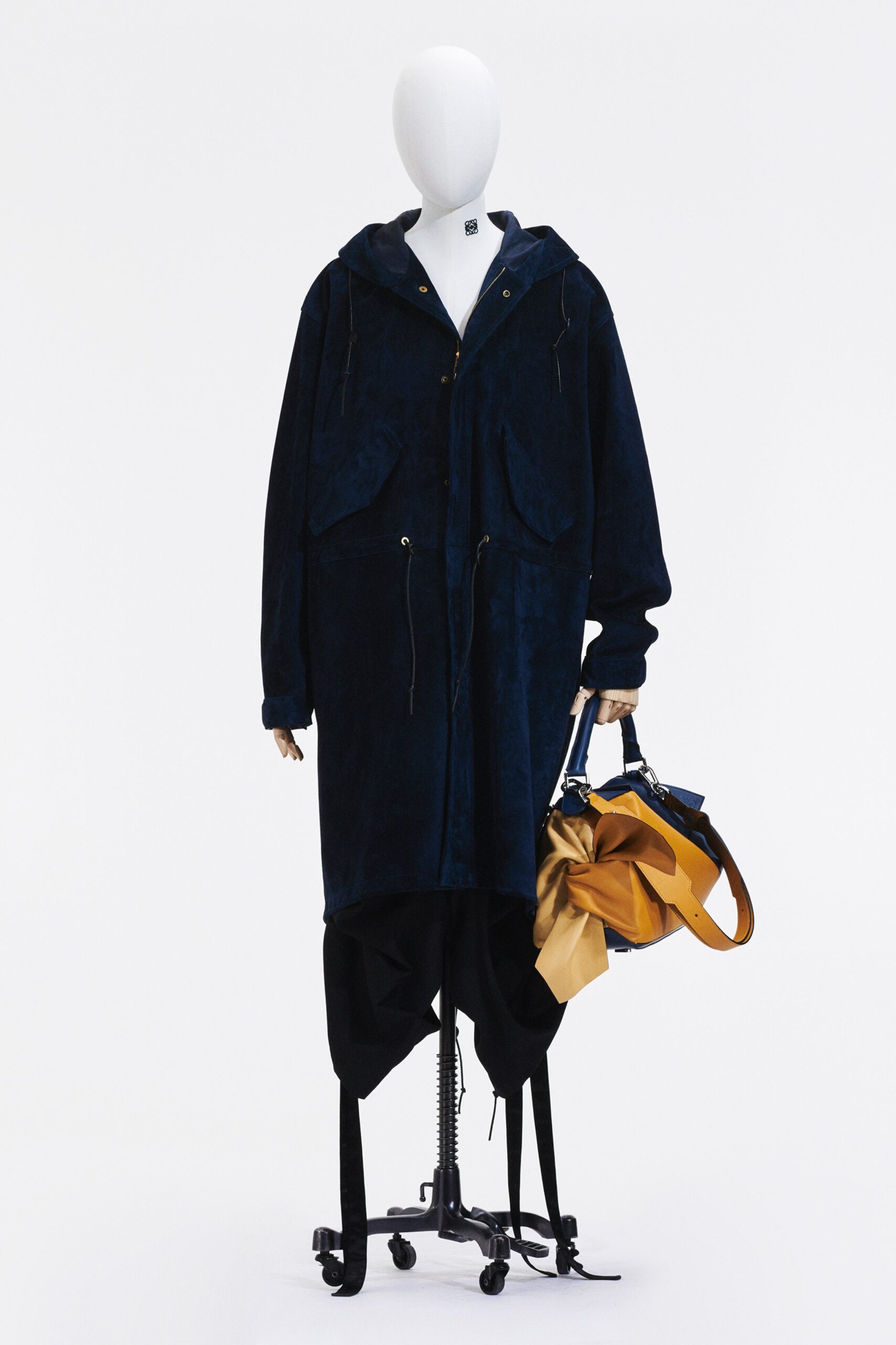 Loewe S/S 21 Menswear Look 11