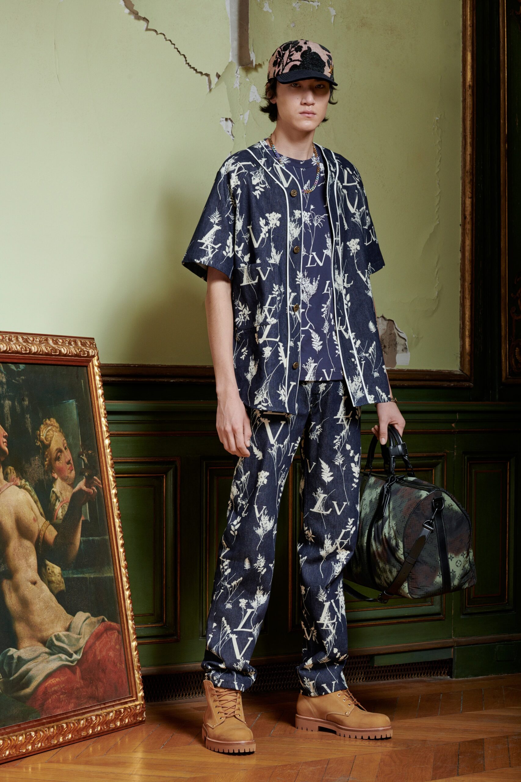 Louis Vuitton F/W 20 Look 18