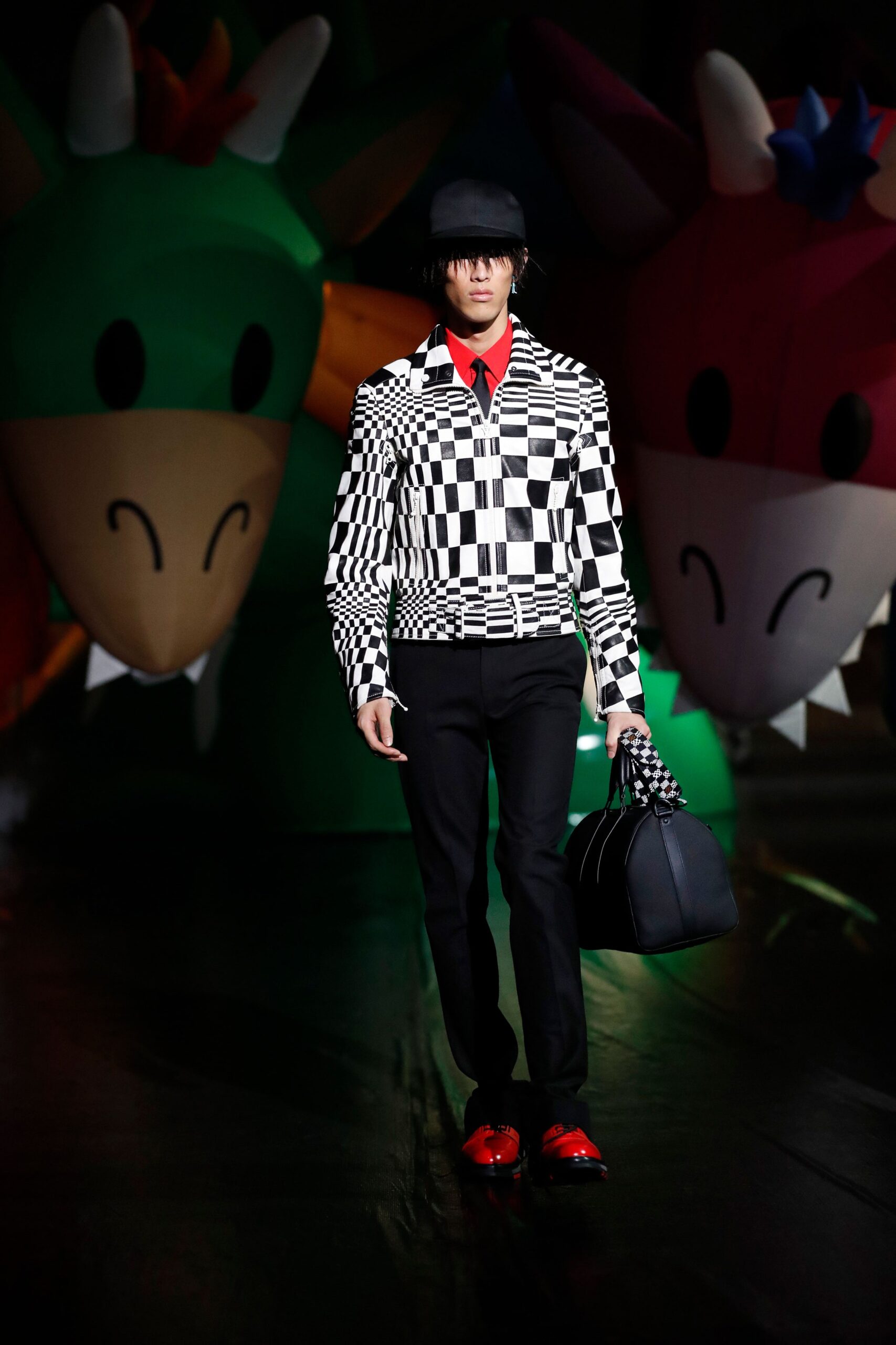 Louis Vuitton S/S 21 Menswear Look 21