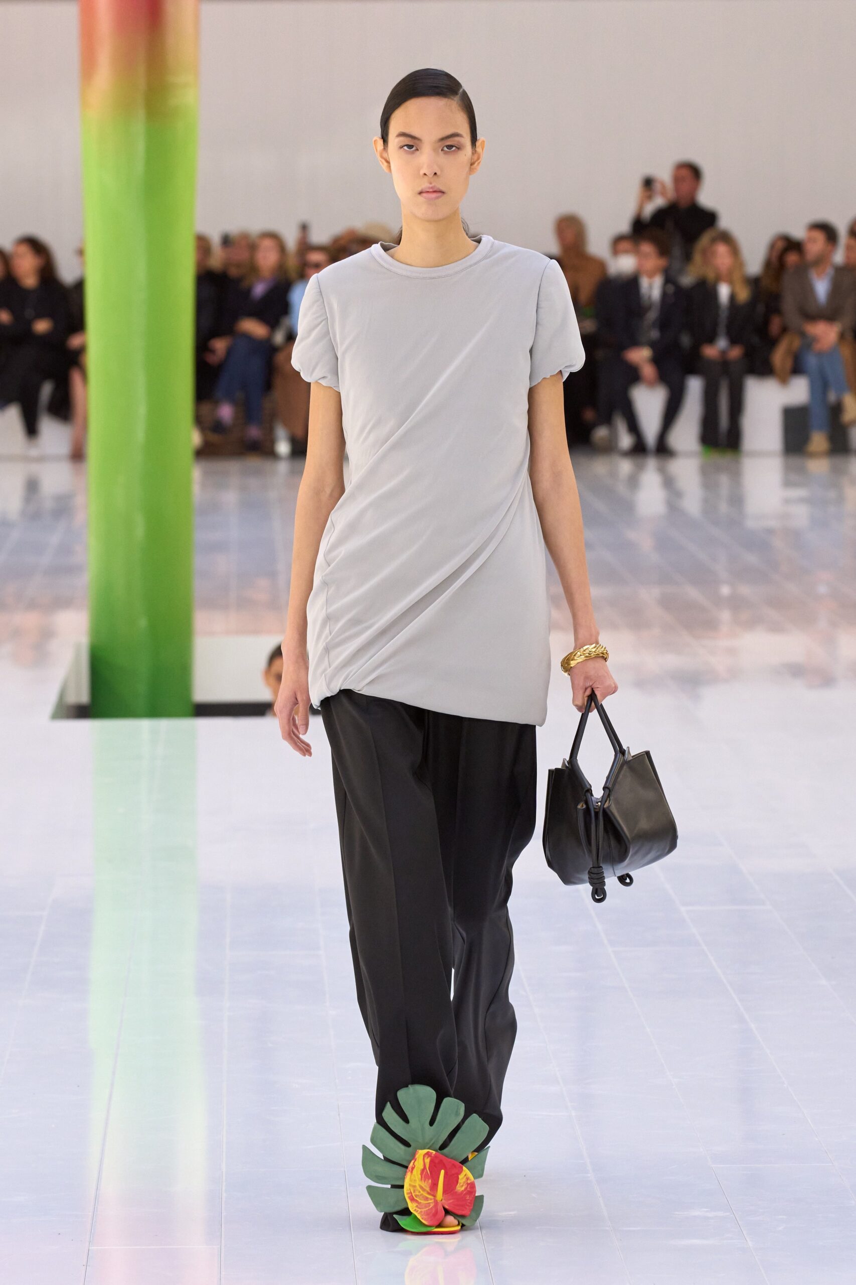 Loewe S/S 23 Look 21