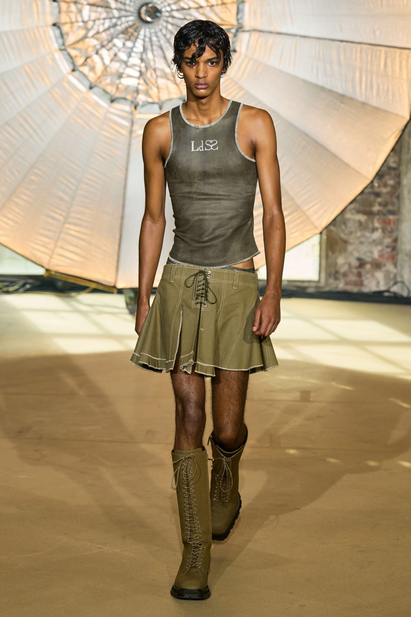 Ludovic de Saint Sernin S/S 23 Look 21