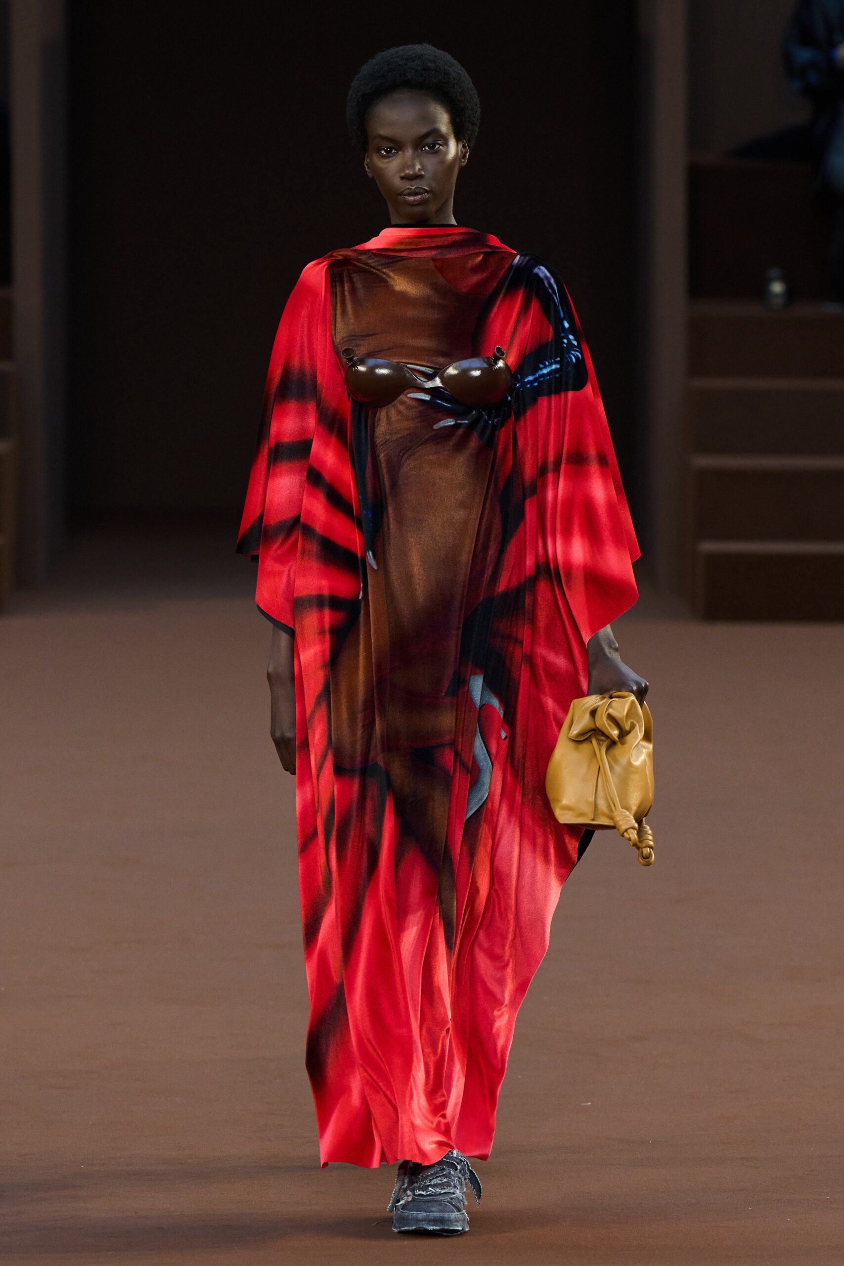 Loewe F/W 22 Look 22