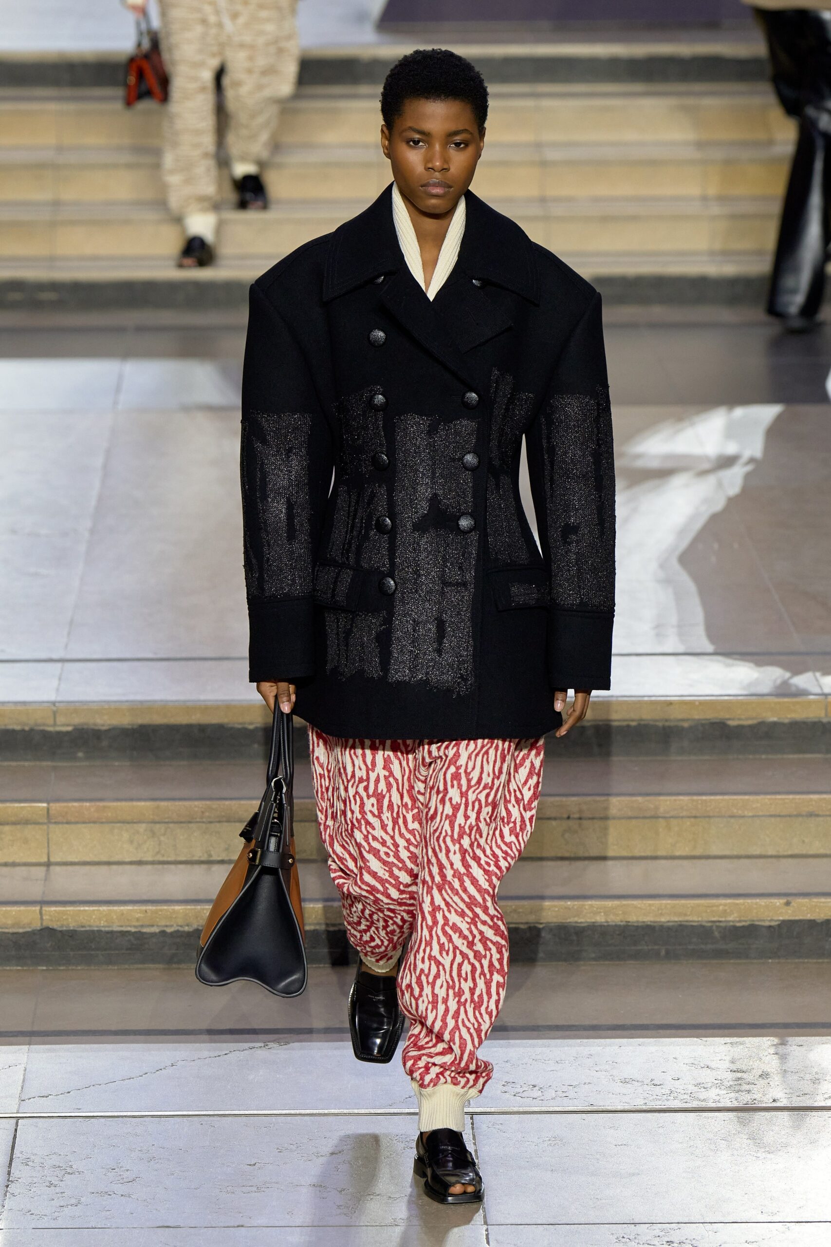 Louis Vuitton F/W 22 Look 23