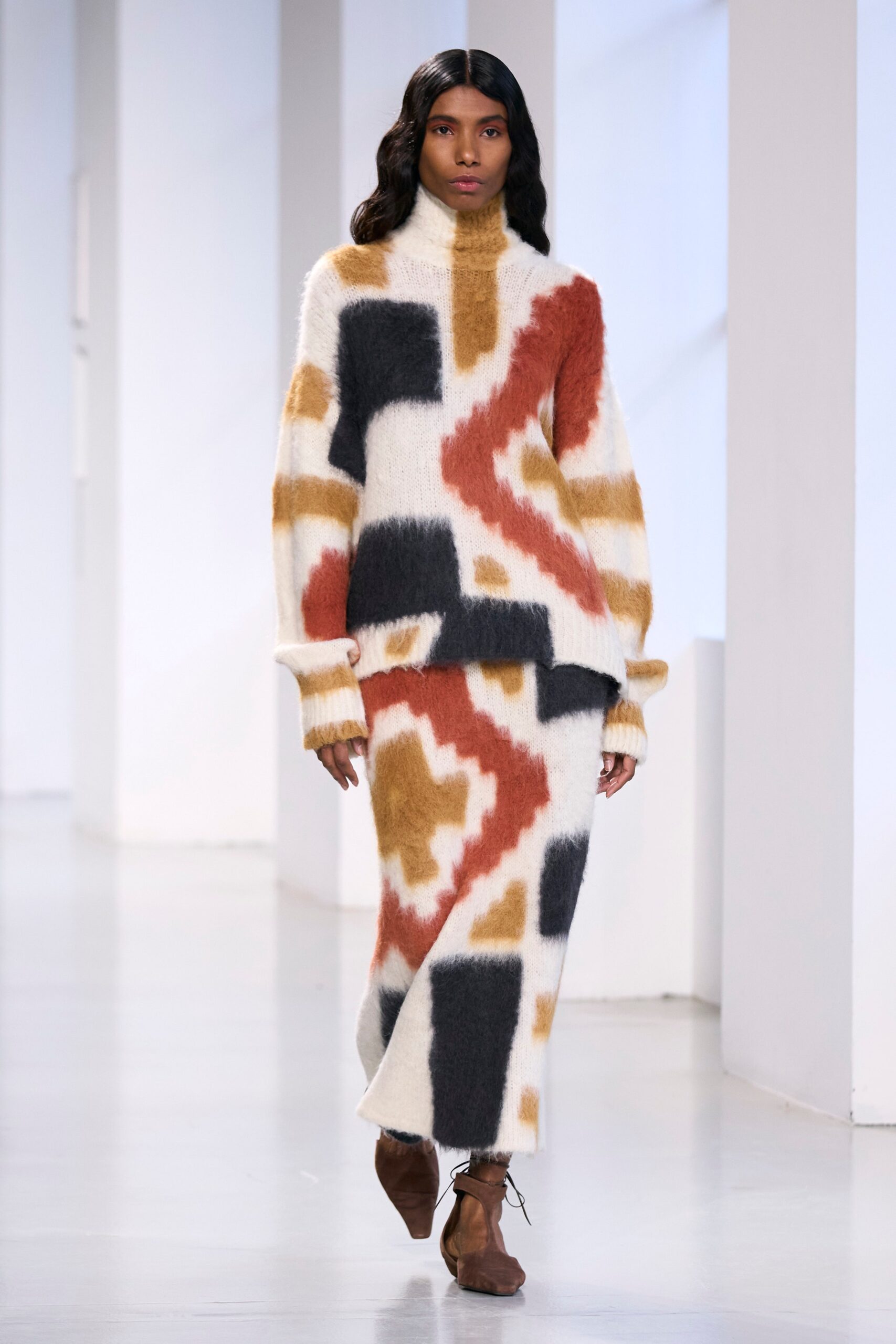 Mame Kurogouchi F/W 23 Look 22