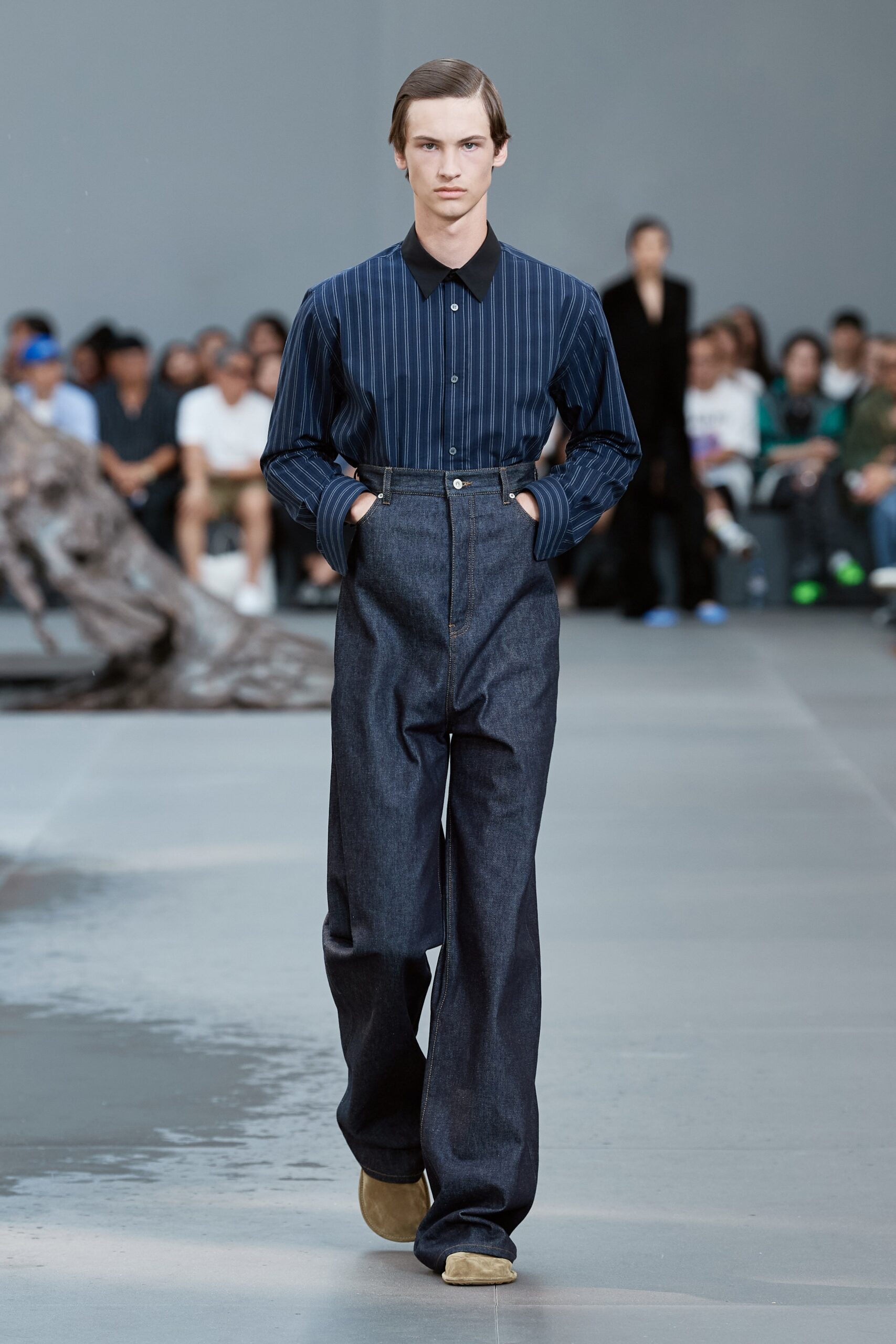 Loewe S/S 24 Menswear Look 23