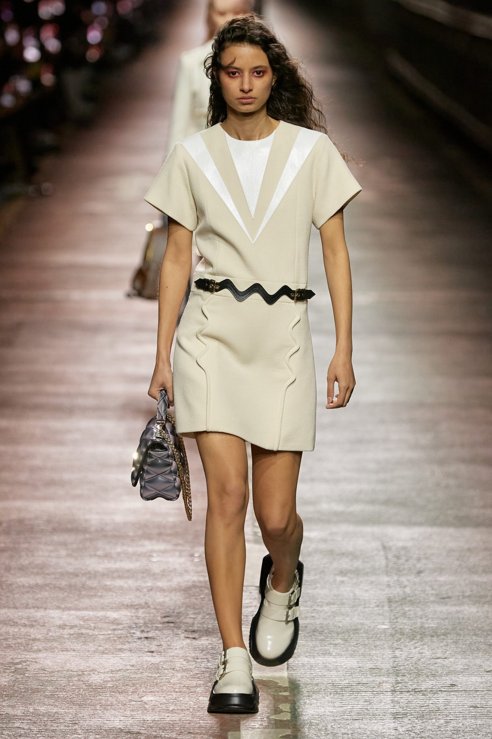 Louis Vuitton F/W 23 Look 23