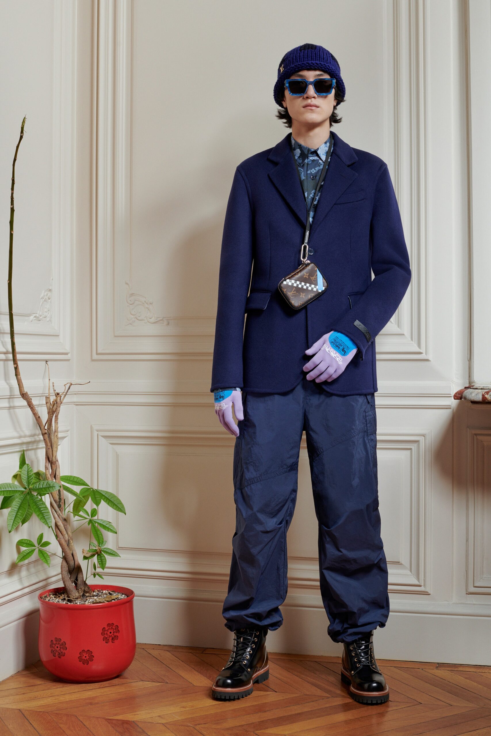 Louis Vuitton F/W 20 Look 20