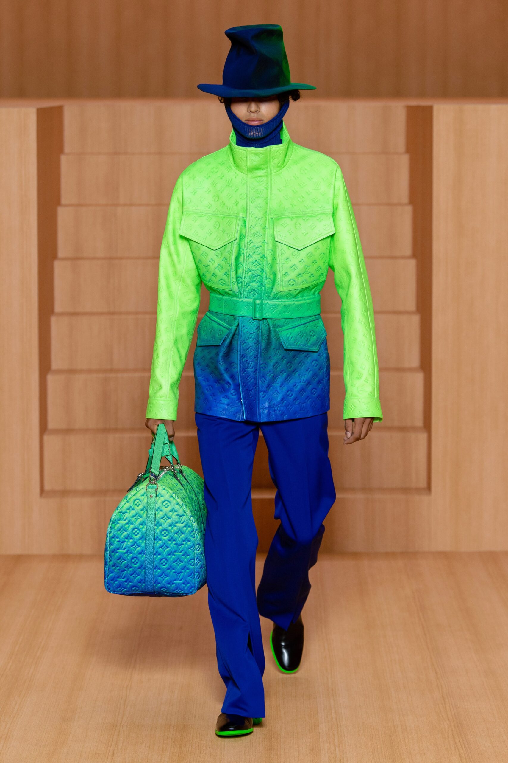 Louis Vuitton S/S 22 Menswear Look 25