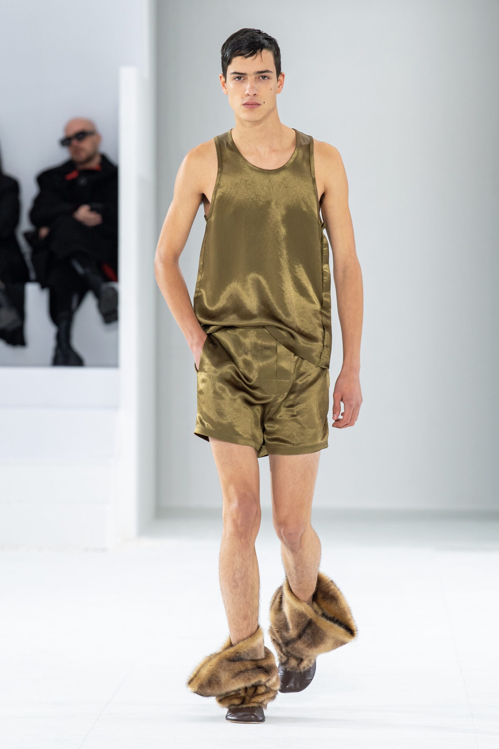 Loewe F/W 23 Menswear Look 24